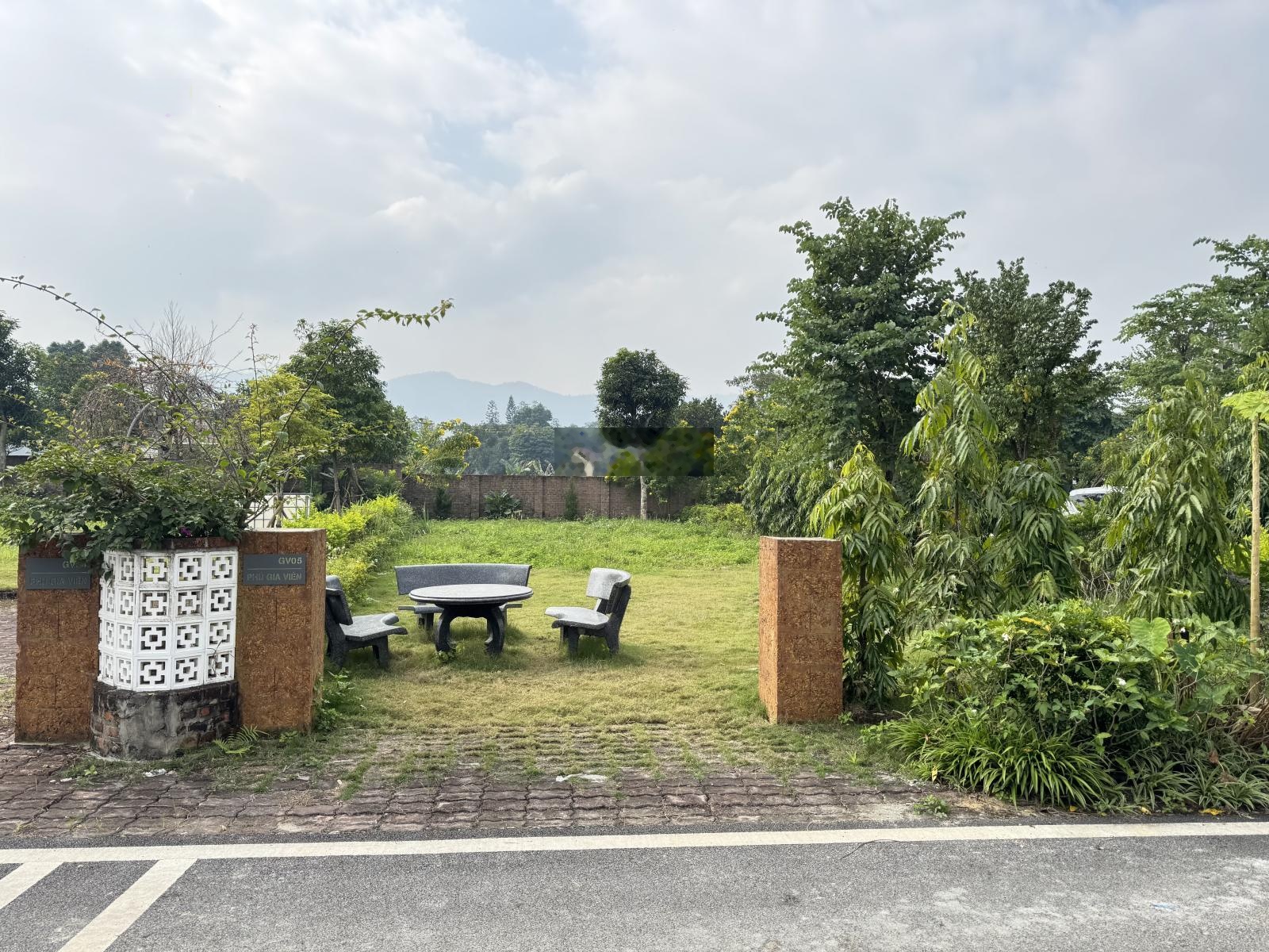 Đất Hoà Lạc vị trí kinh doanh chủ F0 cần bán trước Tết