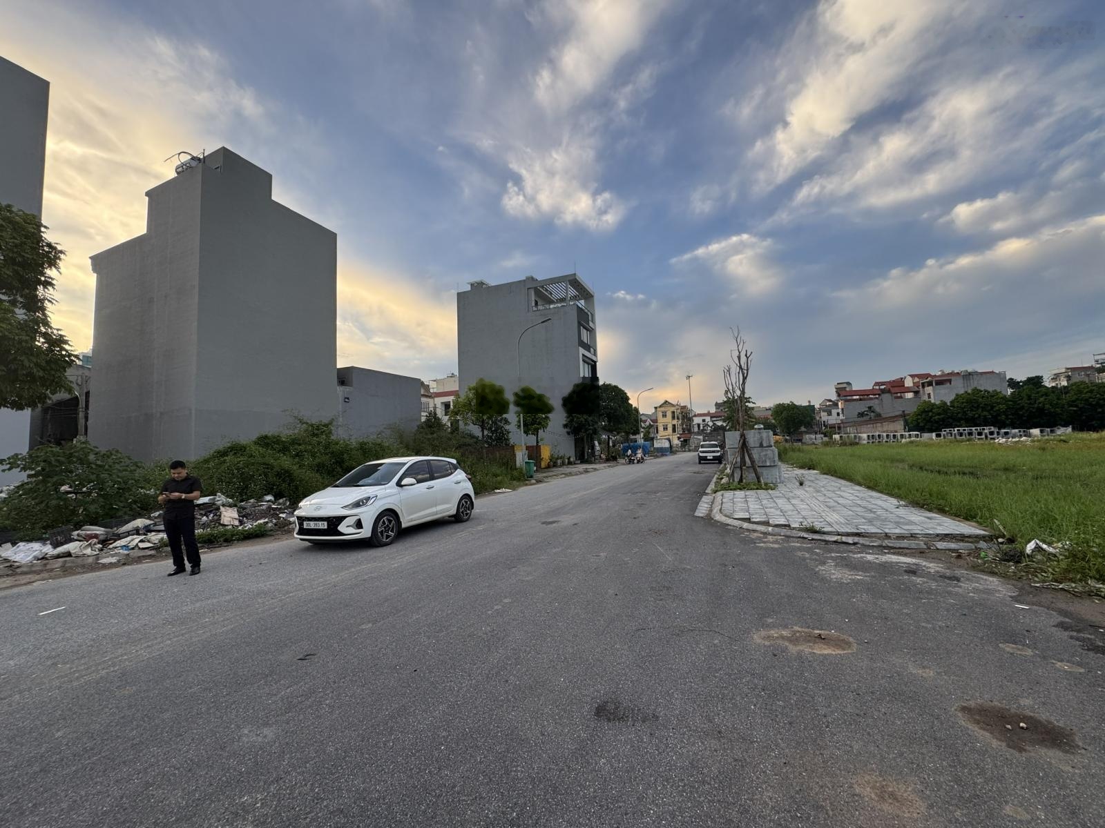 Bán gấp lô đất phân lô Uy Nỗ diện tích đẹp giá tốt chốt nhanh, diện tích: 75m2