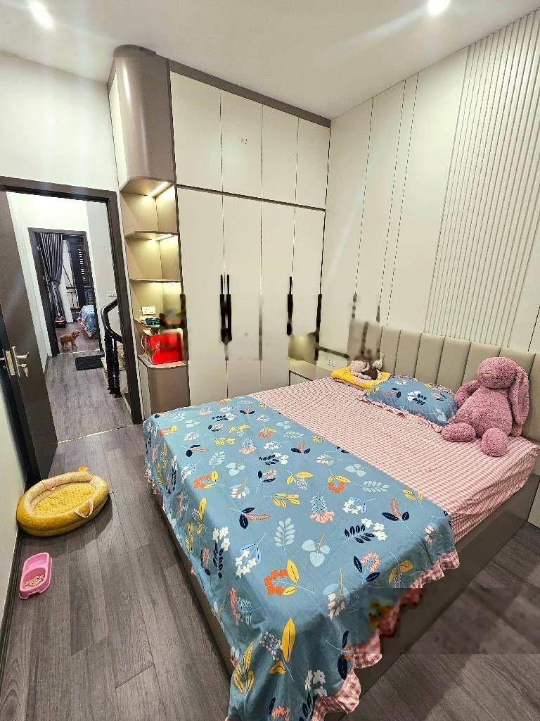 Hoàng Văn Thái, Phân Lô, Ô tô, ngõ thông, kinh doanh, 4 tầng 40m2, nhà dân đẹp. Giá 15,2 tỷ.