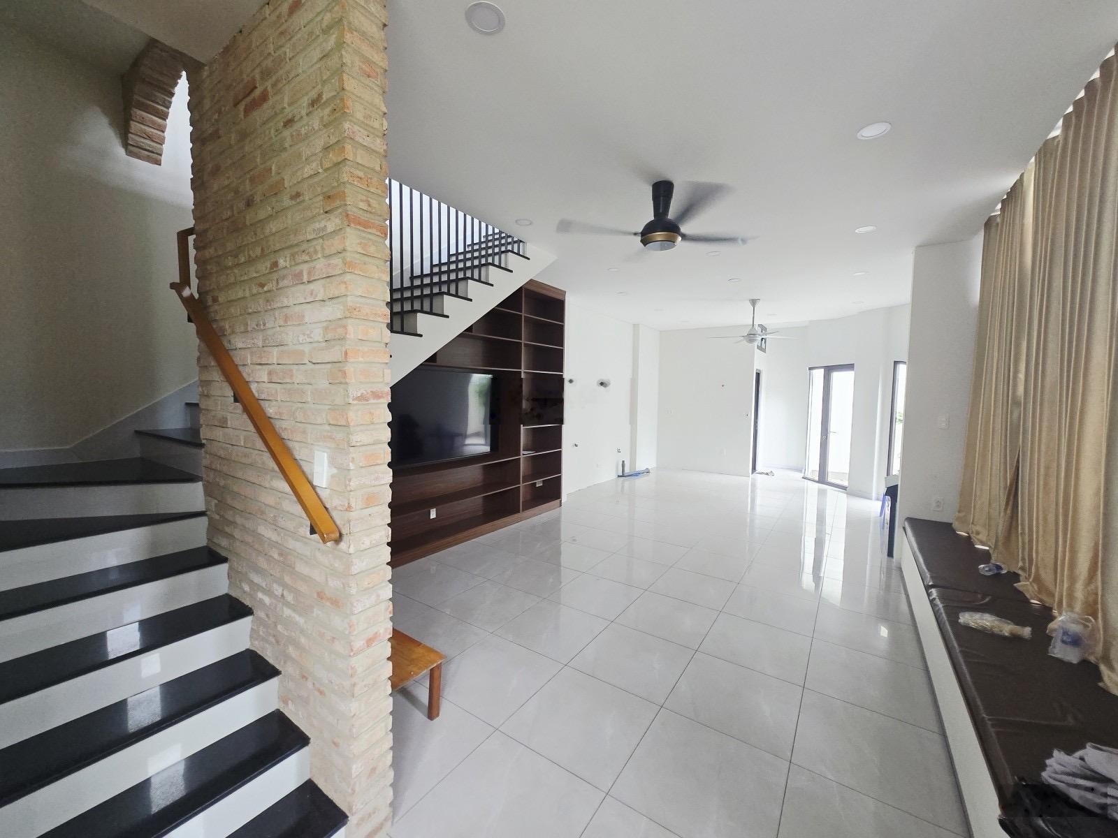 Biệt thự mini 3 tầng- hoàng diệu 2 - linh chiểu. thủ đức - 127m2 -ngang 6m - đường 5m - 12.99 tỷ(3)