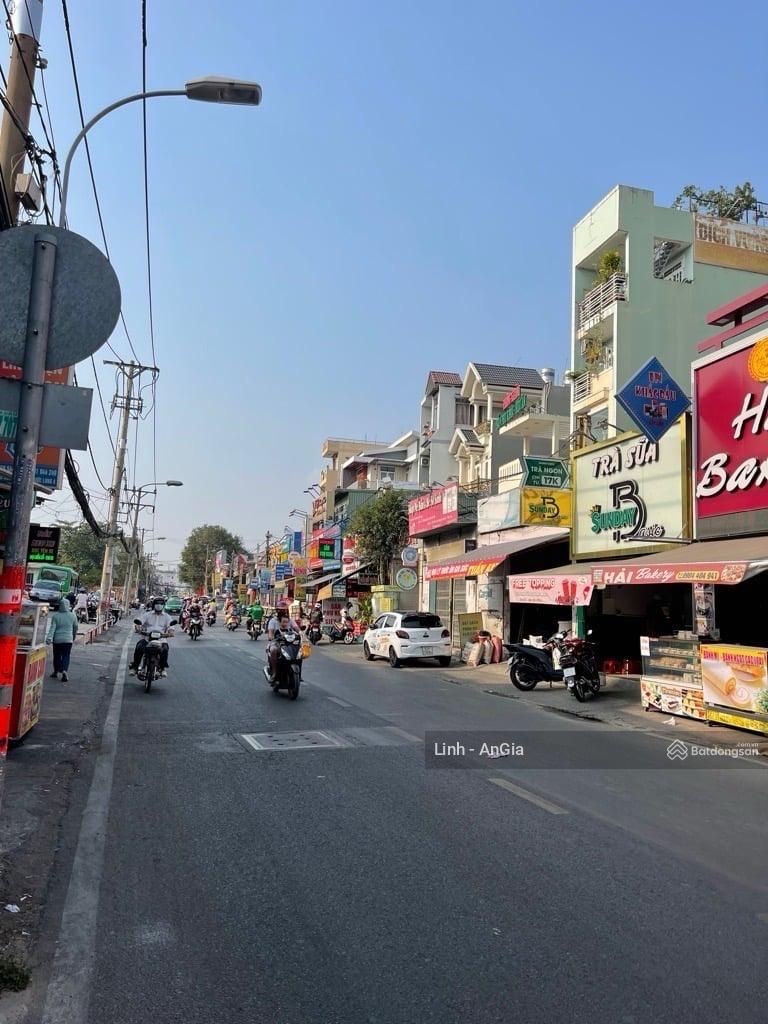 bán gấp nhà 60m2 2 phòng ngủ ngang 4 hẻm xe hơi phước long a, ngay chợ tây hoà giá chỉ hơn 4 tỷ