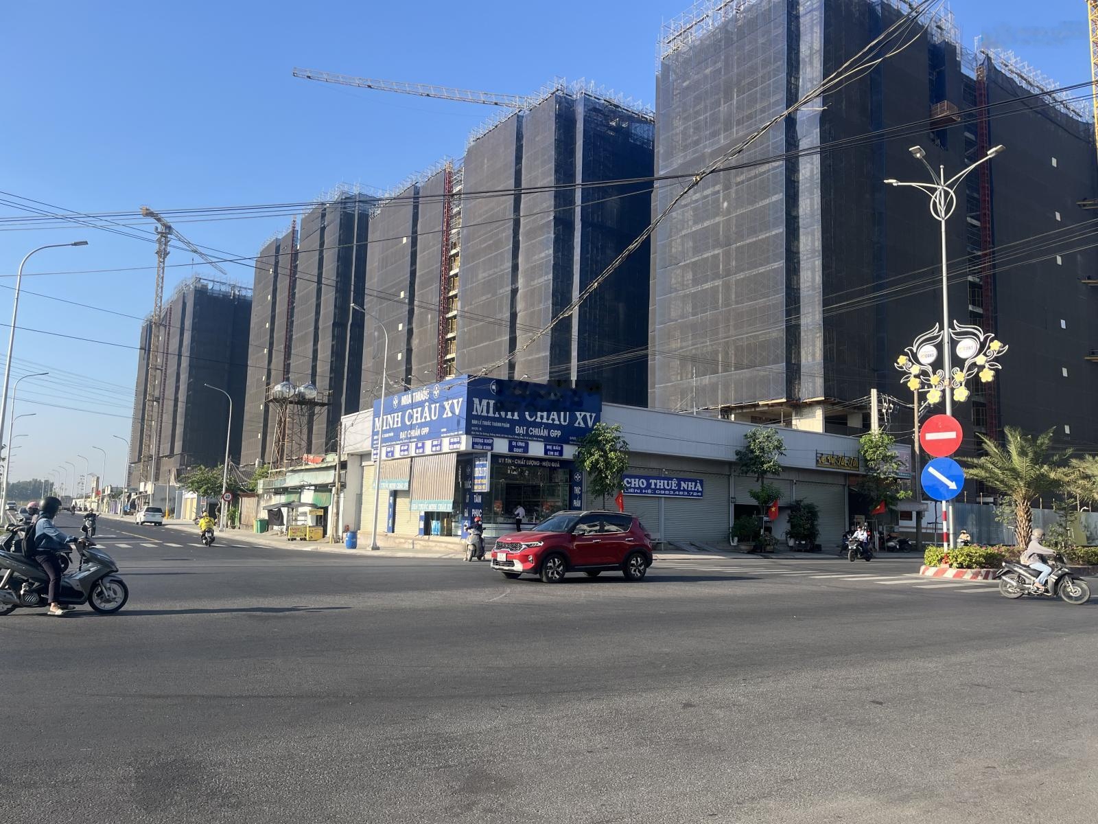 Bán đất mặt tiền đường Tôn Thất Tùng (Thống Nhất), cổng bệnh viện đại học Sức Khỏe