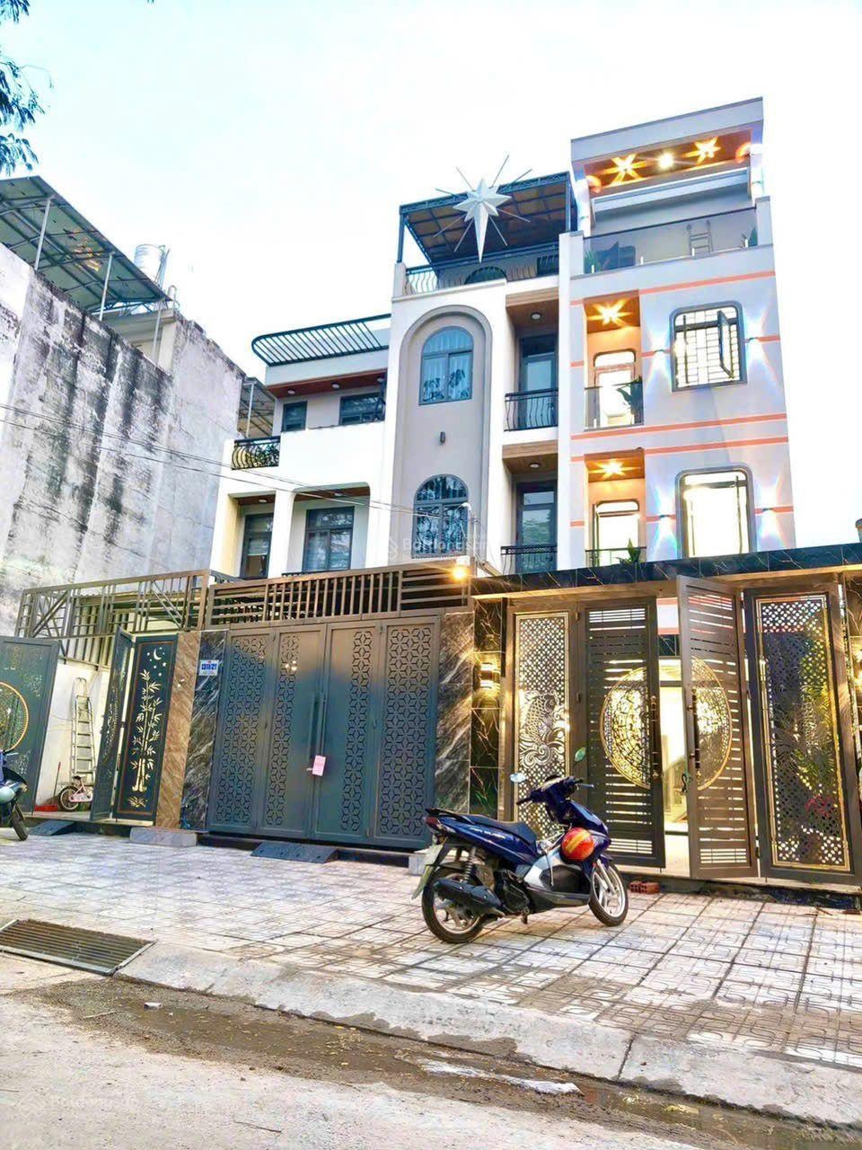 CG: Nhà 4 tầng lầu Bình Chiểu Thủ Đức Thiết kế hiện đại. Nội thất cao cấp, sang trọng. - Gồm 4 phò