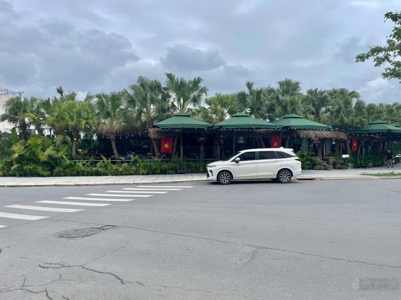 Bán đất tặng nhà dòng tiền 20 triệu/tháng ngay biển mỹ khê, đà nẵng