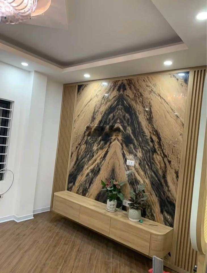 Chính chủ bán nhà Đống Đa 15m2/20m x 4 tầng, tặng nội thất cao cấp 4 tỷ 6