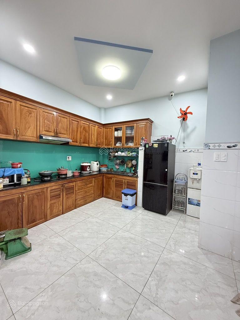 Hiếm nhà 3tầng btct nở hậu có thang máy - 84m2 - 8.5tỷ.