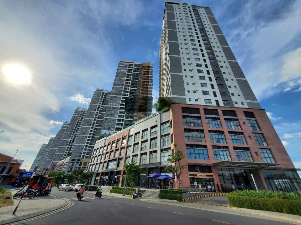 Bán căn hộ The Sun Avenue 2PN 73m Tầng cao view Landmark Sổ hồng