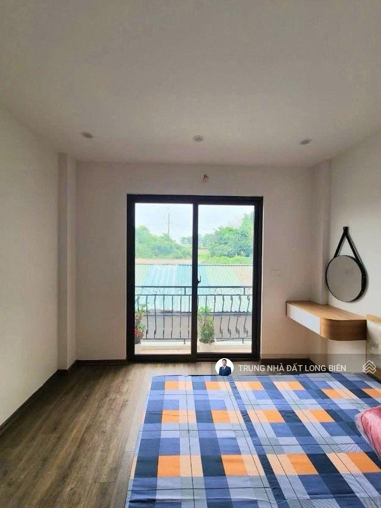 Hiếm chủ thiện chí bàn giá tốt long biên ngay cầu vĩnh tuy aeon mall 32m2 x 5t full nội thất chỉ 6
