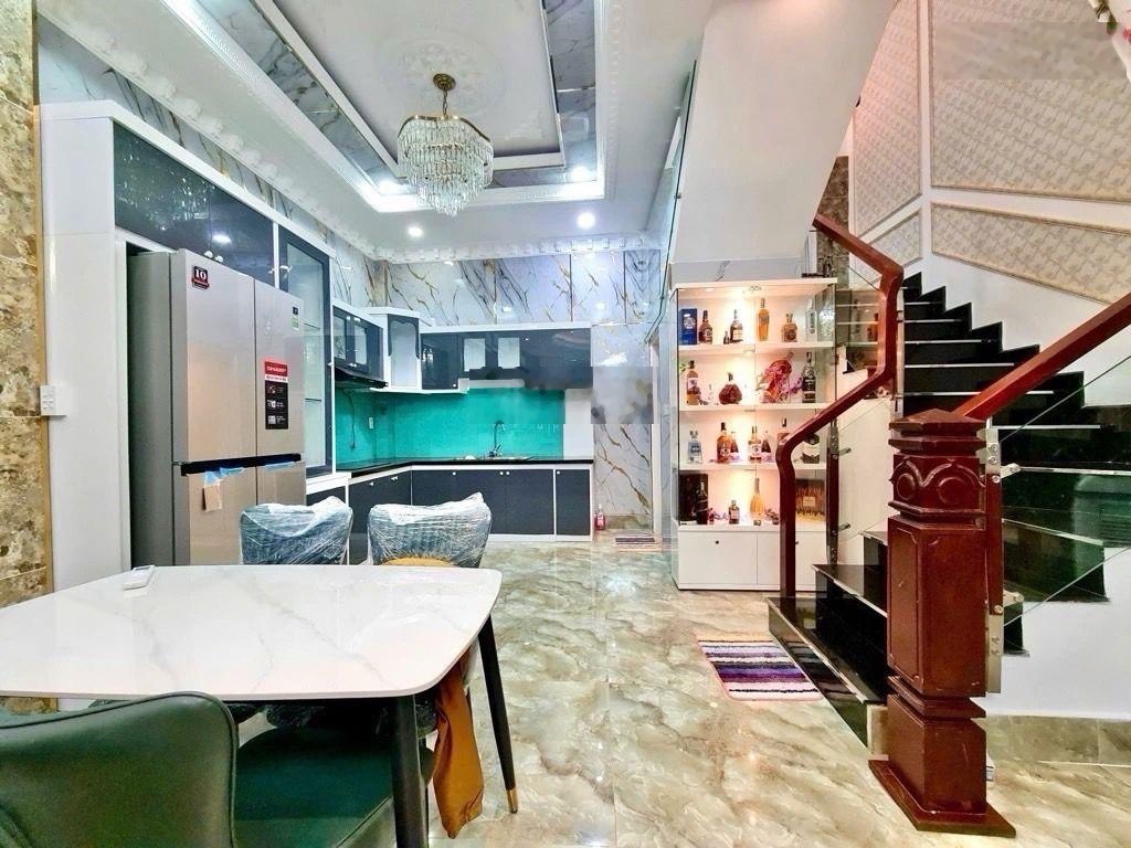 Nhà mới gần huỳnh tấn phát ,dt 52m2 - 4pn - hxh - tặng full nội thất vip ,giá 7 tỷ