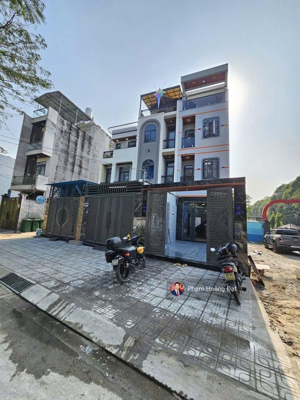 Siêu phẩm nhà mới đón Tết gần chợ Đầu Mối Thủ Đức, nhà đẹp 4 tầng full nội thất