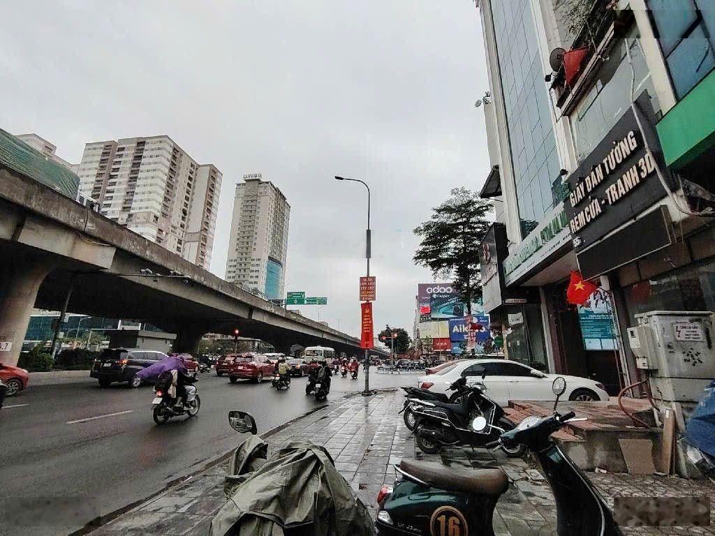 Mặt phố khuất duy tiến-thanh xuân -46m -4 tầng -mặt 4,8m -vỉa hè rộng -dòng tiền ~450tr/năm
