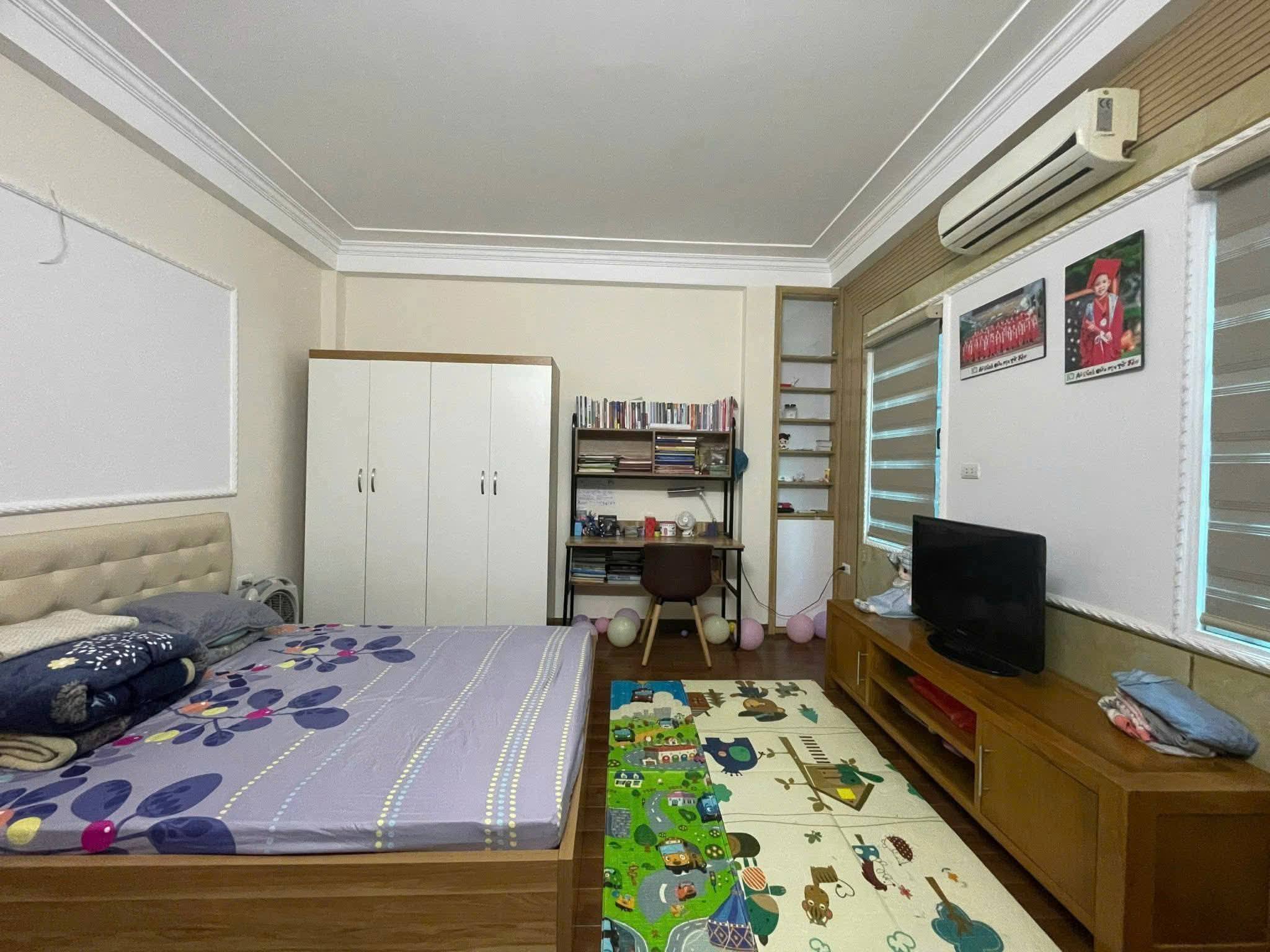 Bán nhà Tây Mỗ, 5 tầng, 3 ngủ, full nội thất, cách mặt phố Cầu Cốc 30m