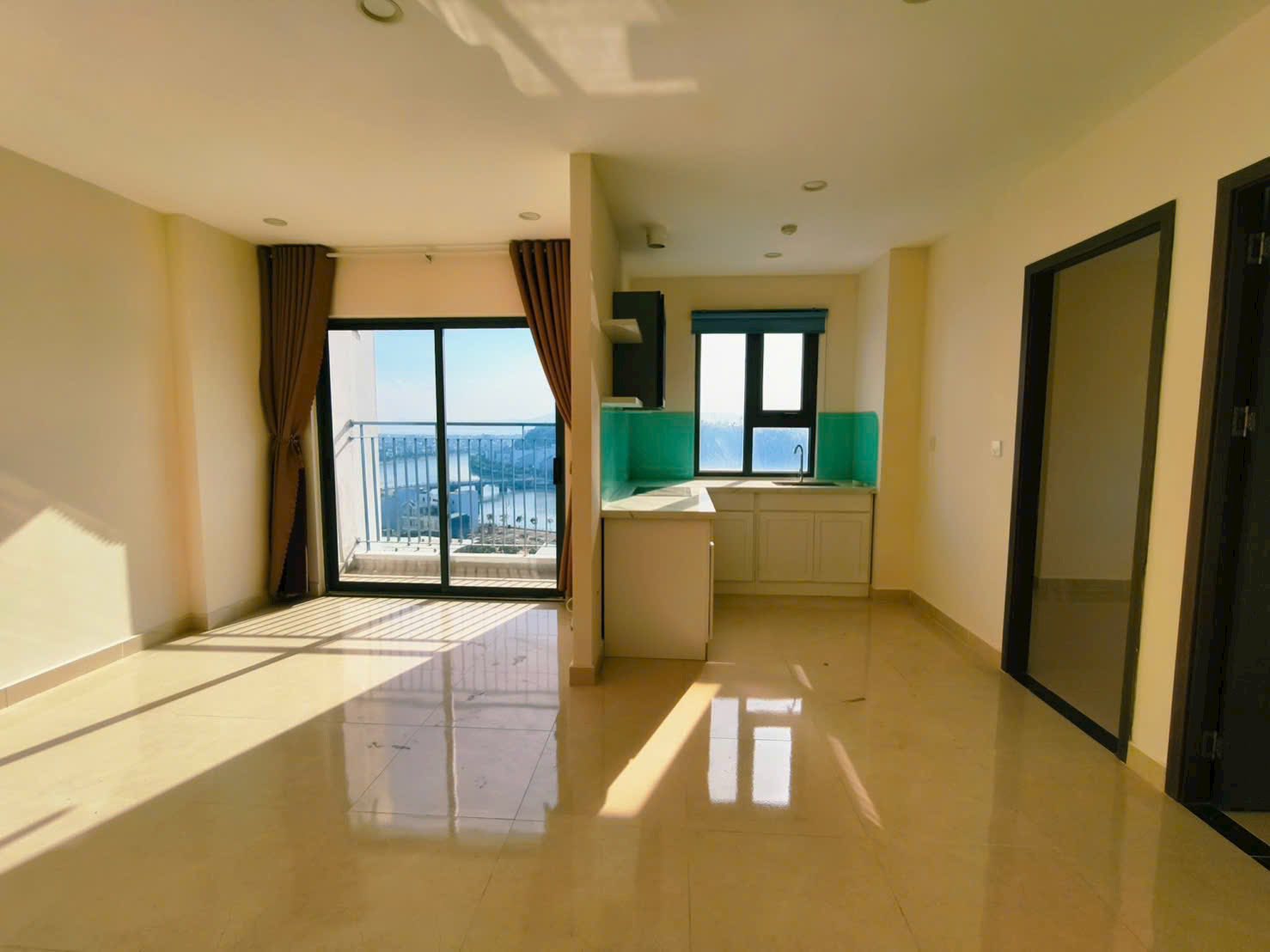 Cho thuê căn hộ chung cư Ecolife Điện Biên Phủ, căn góc, tầng trung, giá 5 triệu/tháng