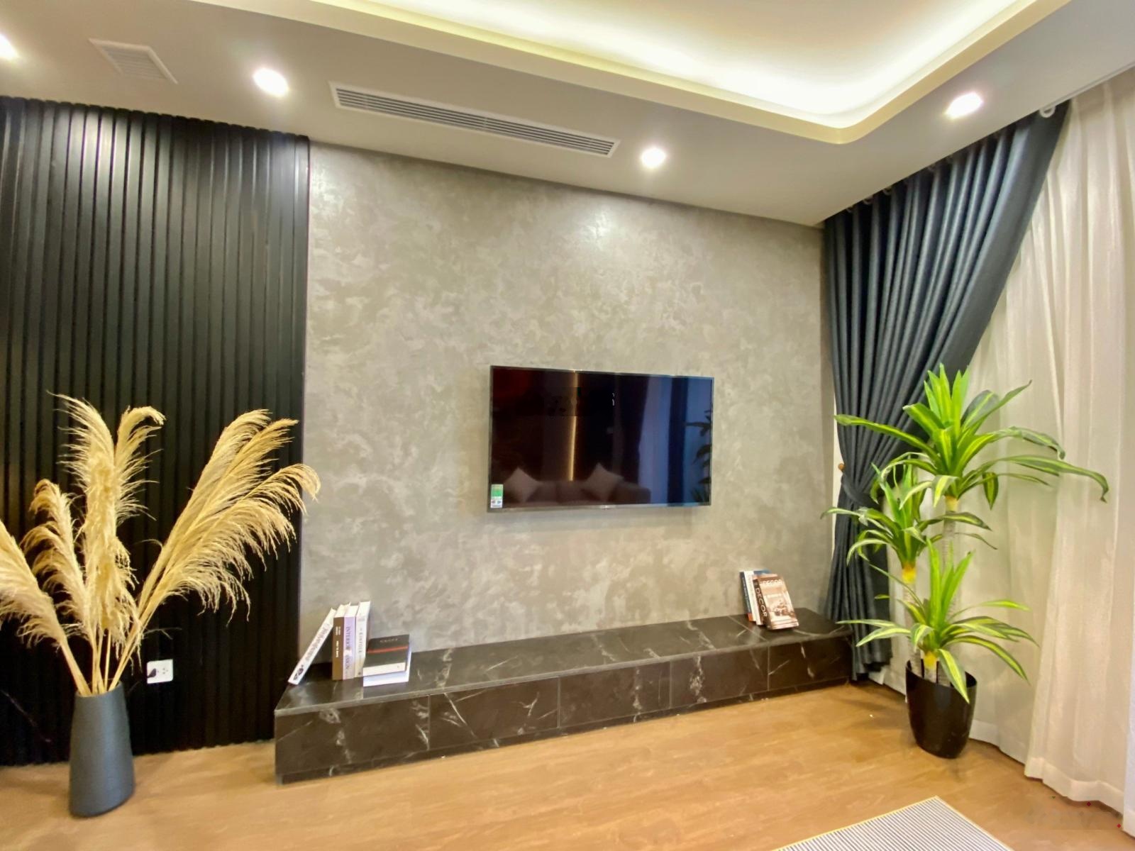 Cho thuê căn hộ Discovery Central 67 Trần Phú, 2 phòng ngủ đủ đồ, giá 17 tr/th.