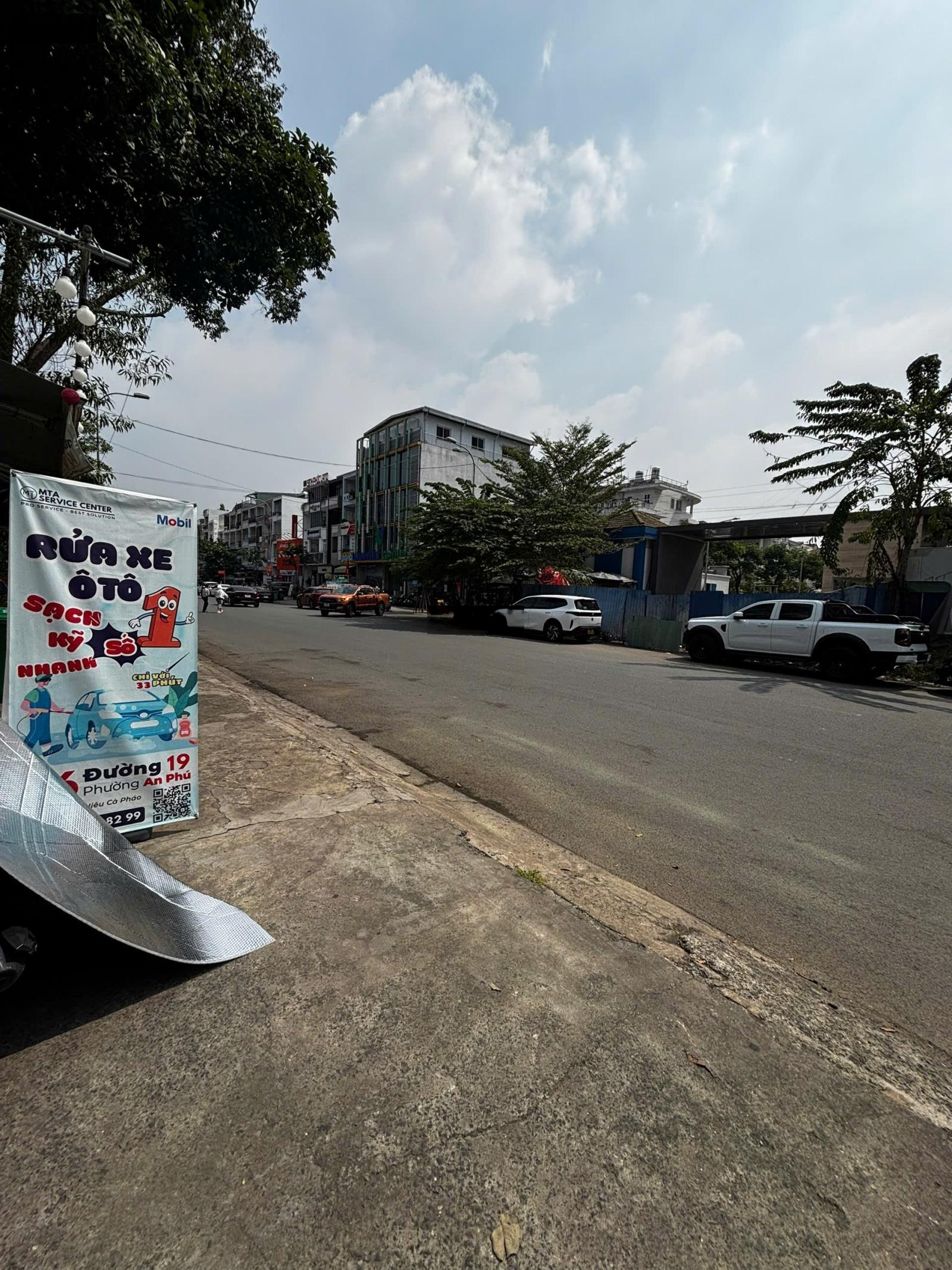 Bán nhà riêng view đẹp tại Vũ Tông Phan, An Phú, Quận 2, HCM, 40 tỷ, 100m2