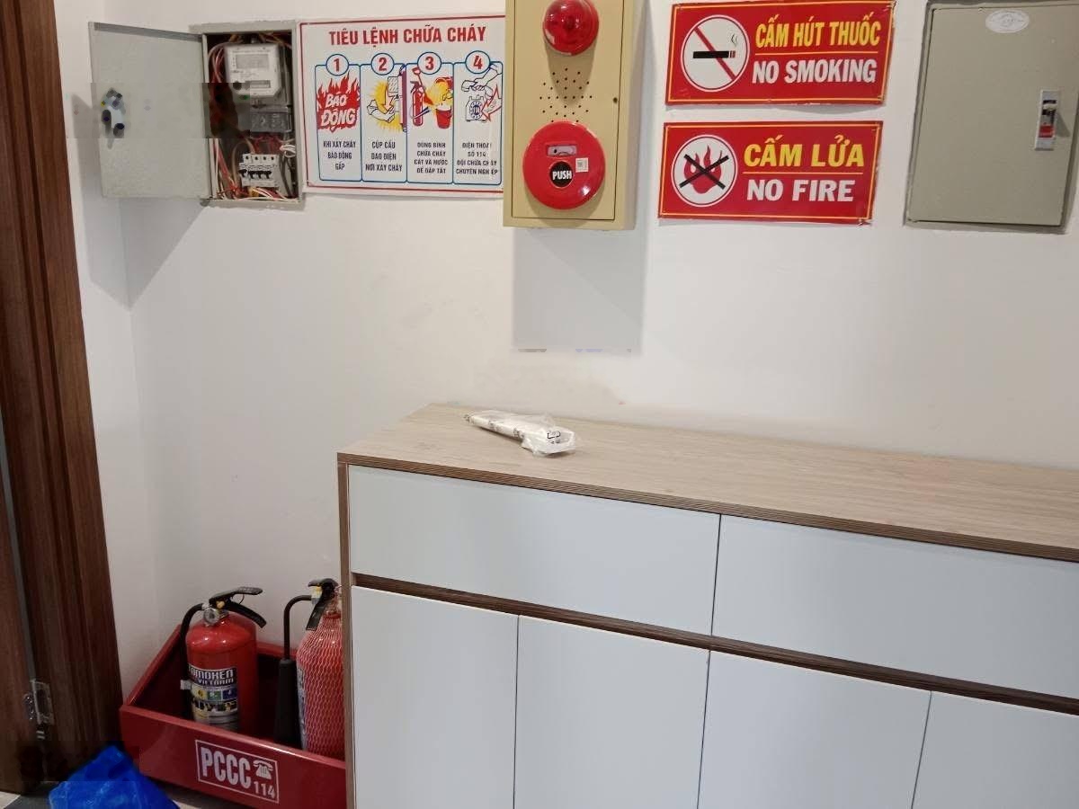 Bán CHDV đủ PCCC phố Minh Khai 10P 600tr/năm full phòng nội thất 55m2 x 5T giá hơn 9 tỷ có TL