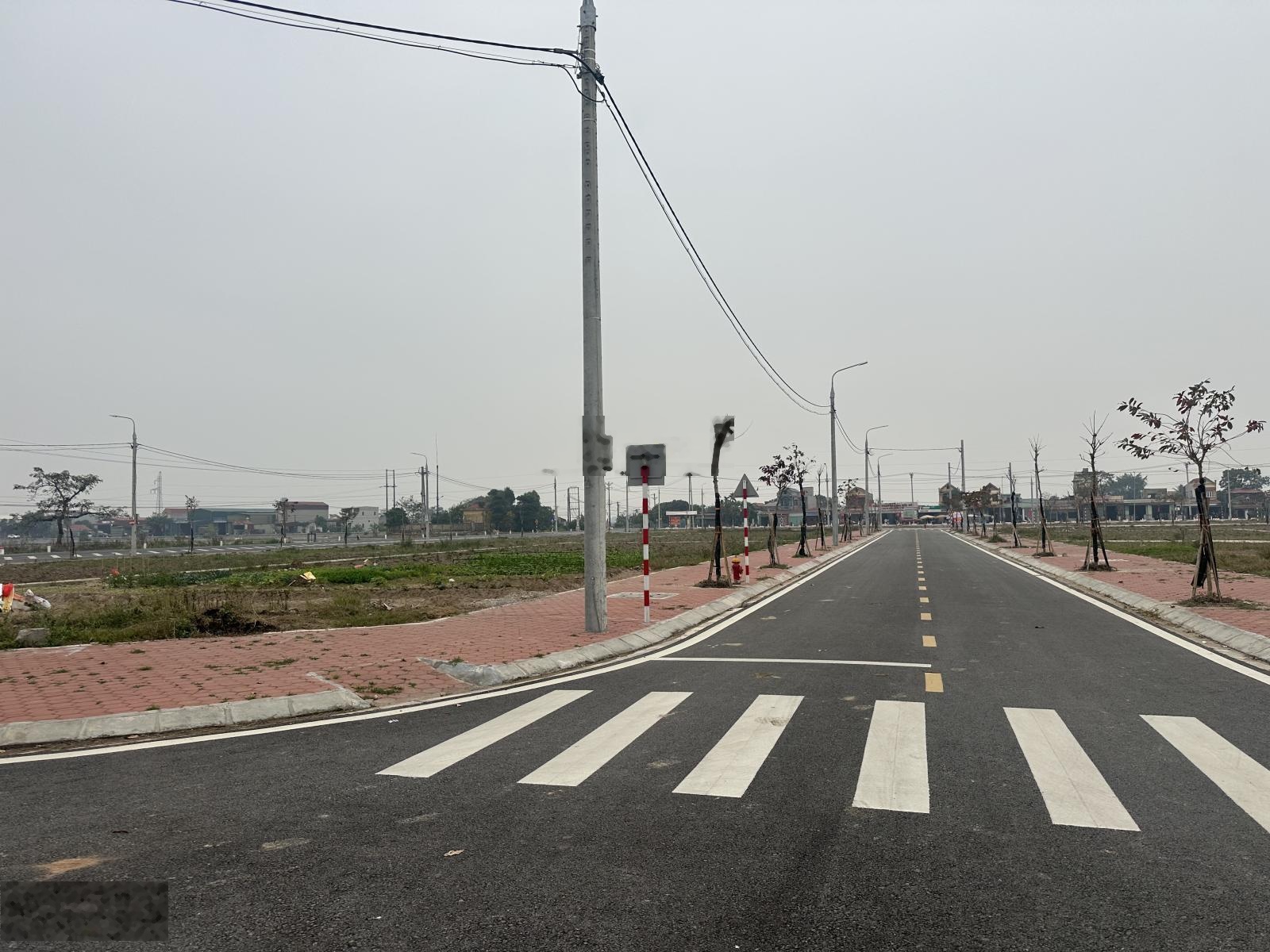 Bán lô góc đất biệt thự siêu đắc địa quay công viên