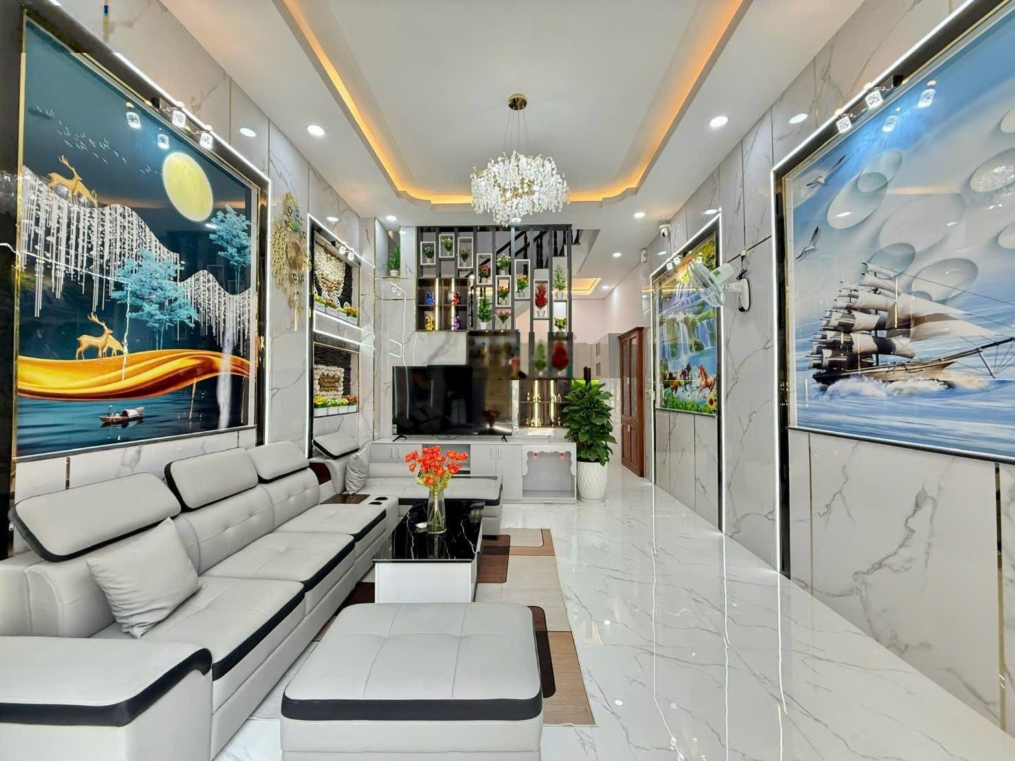 Nhà phố 4.2m x 11m 2 tầng full nội thất hẻm xe hơi 4m 1/ ngắn đường Tân Thới Hiệp 09 ngay Toà Án