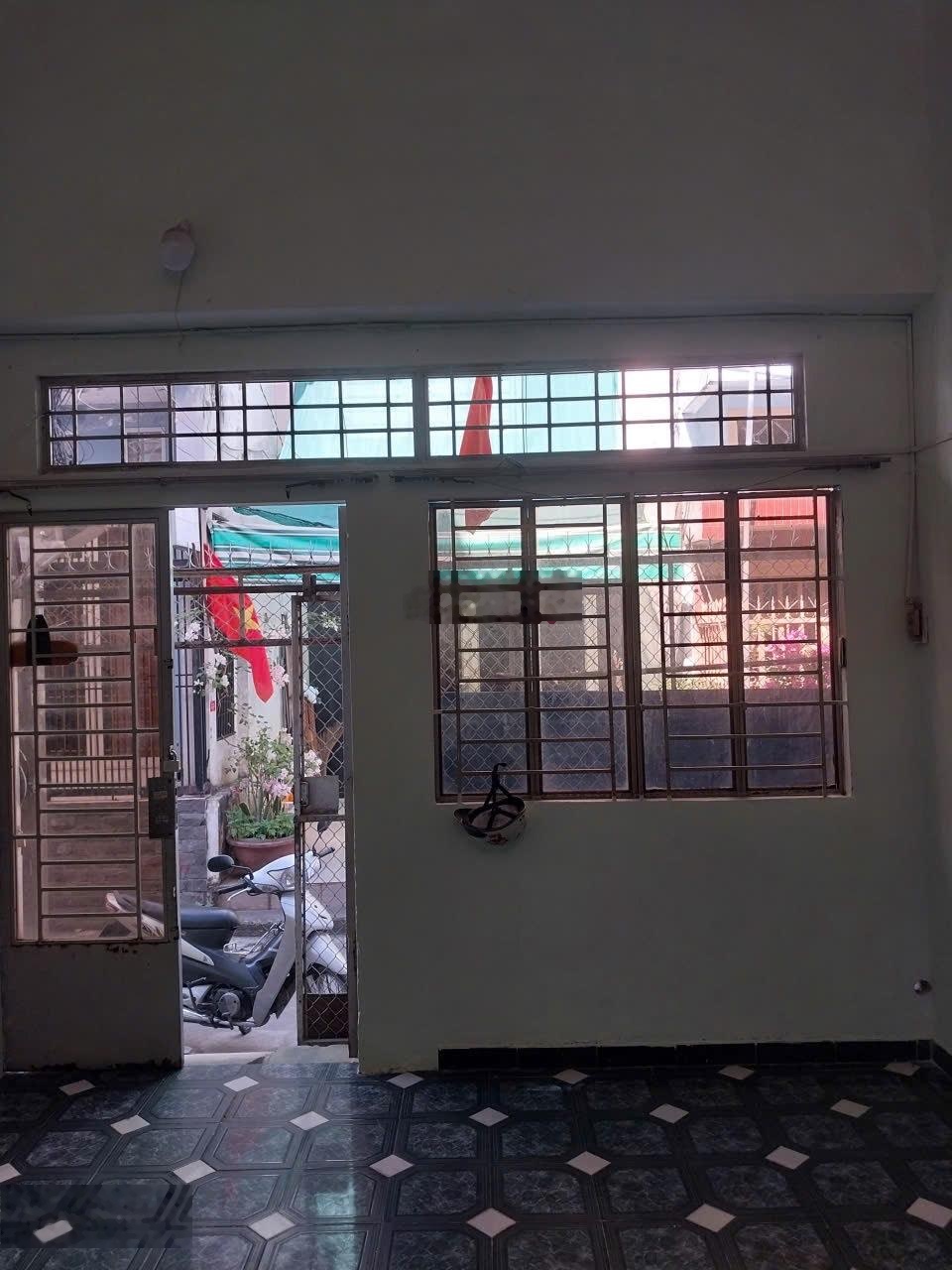 Nhà thuê nguyên căn 1 trệt+1 lửng,4mx12m,P. Hòa Binh (Cũ P.5,Q.11), Hồ Chí Minh. Giá; 7Triệu/ tháng