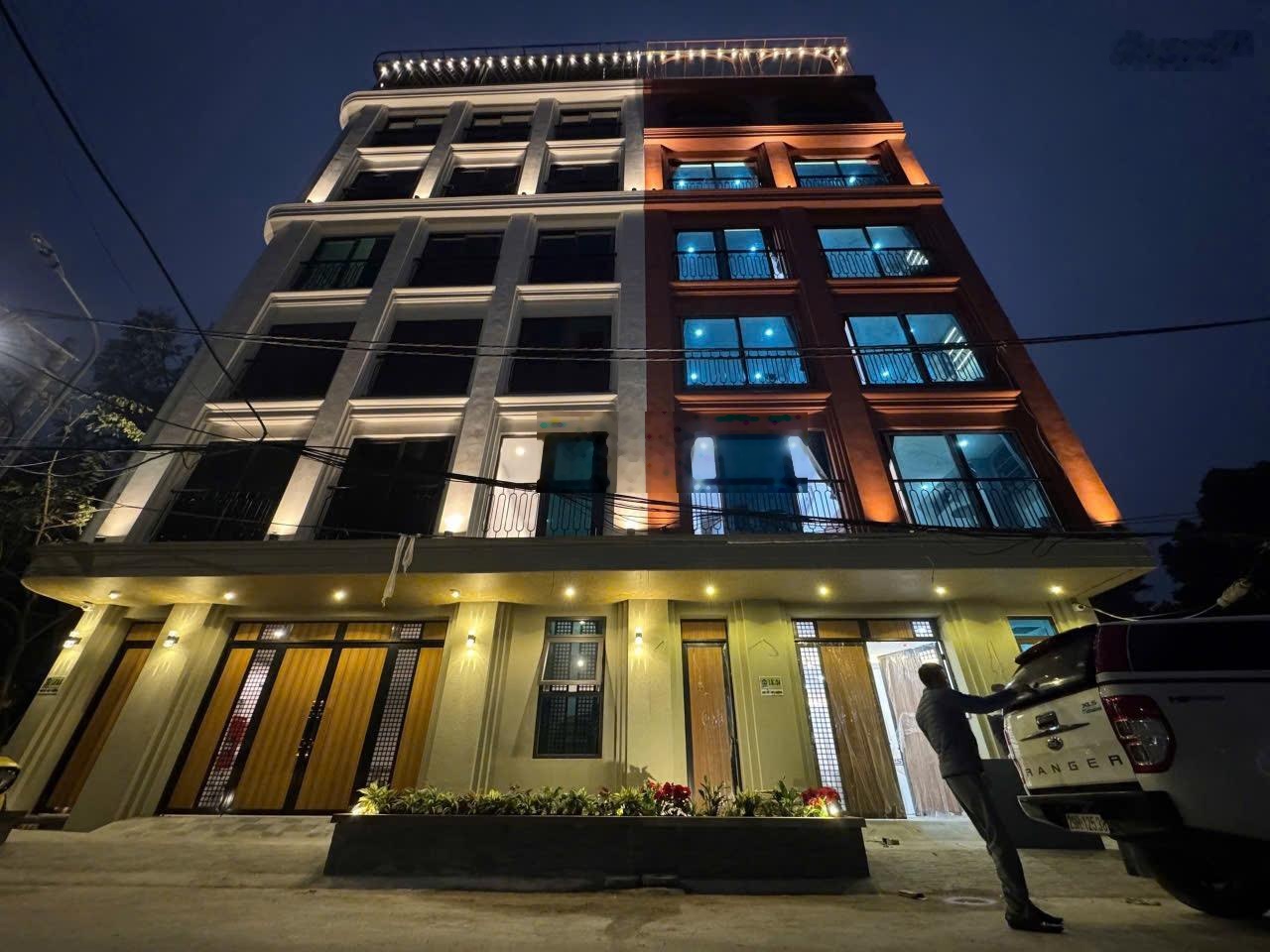 Cực phẩm! Tòa CCMN phân lô oto gần HV Cảnh Sát, ĐH Mỏ. 85m2, 7T, 22P ko. Dòng tiền 100tr/th