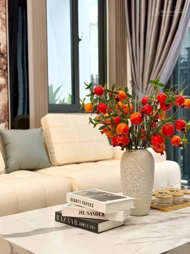 Bán siêu phẩm sang xịn mịn hẽm to khu đẹp gần bến cảng nhà rồng dự sẽ quy hoạch lại trục ttt rất