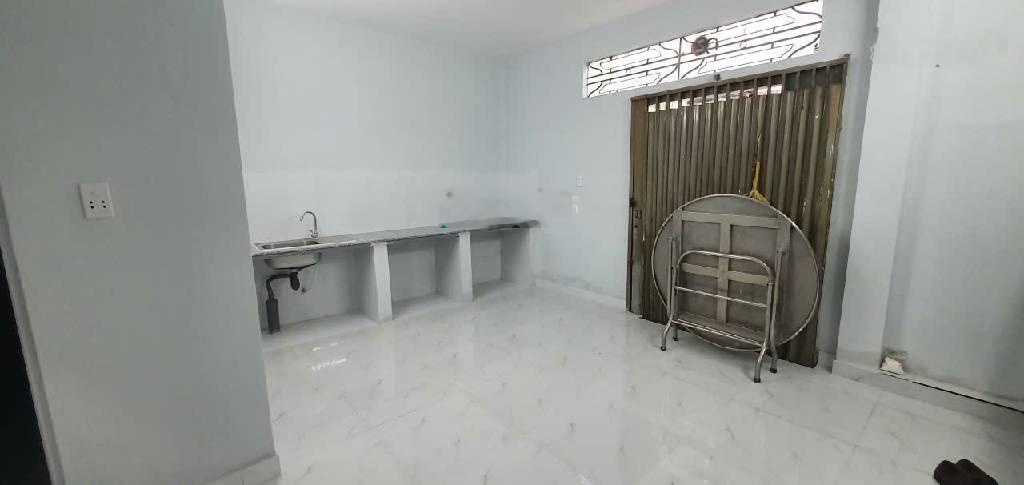 MT ngang rộng 4,8m Lê Thị Bạch Cát 57.6m² 2PN Phú Thọ, Quận 11, 7.5 tỷ