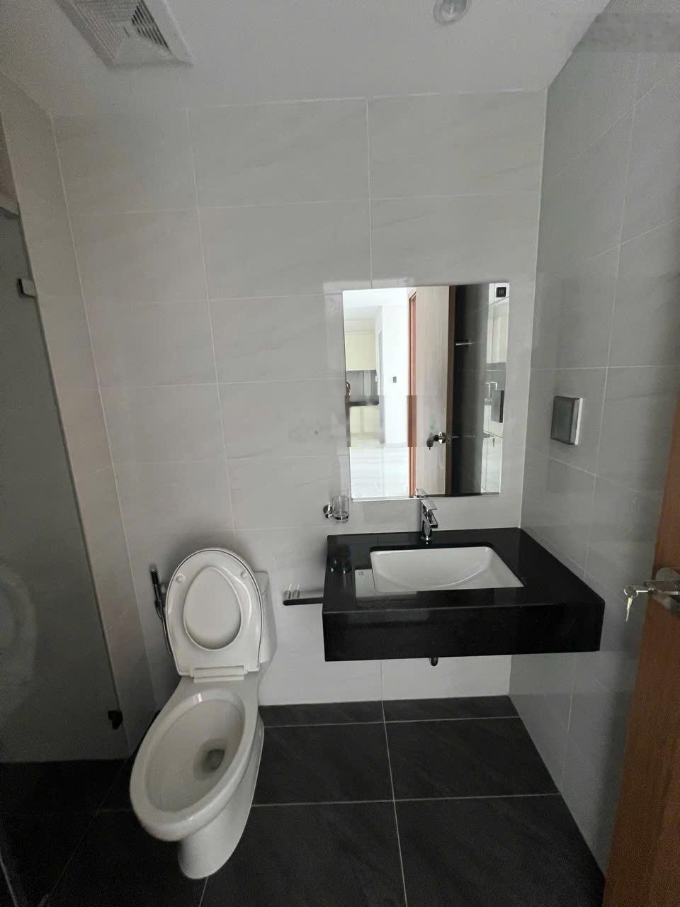 Bán căn hộ chung cư giá siêu hời tại Happy One Central, 2,55 tỷ, 70m2