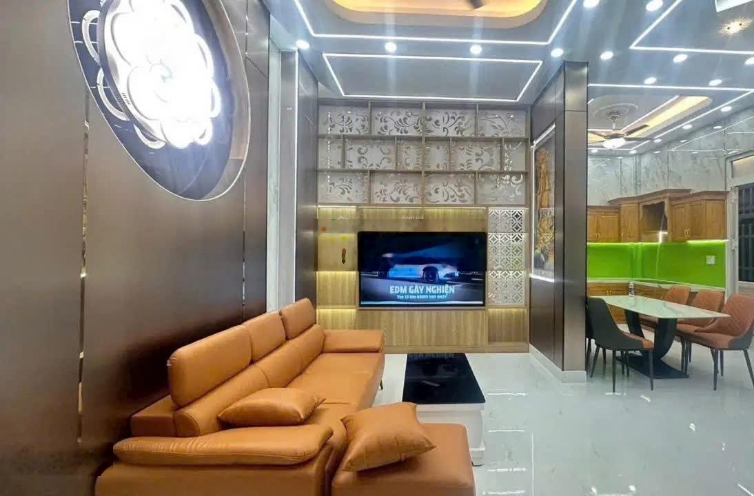 Nhà biệt thự 2 tầng có 5 tỷ x, Thới An 16, Quận 12 TP. Hồ Chí Minh