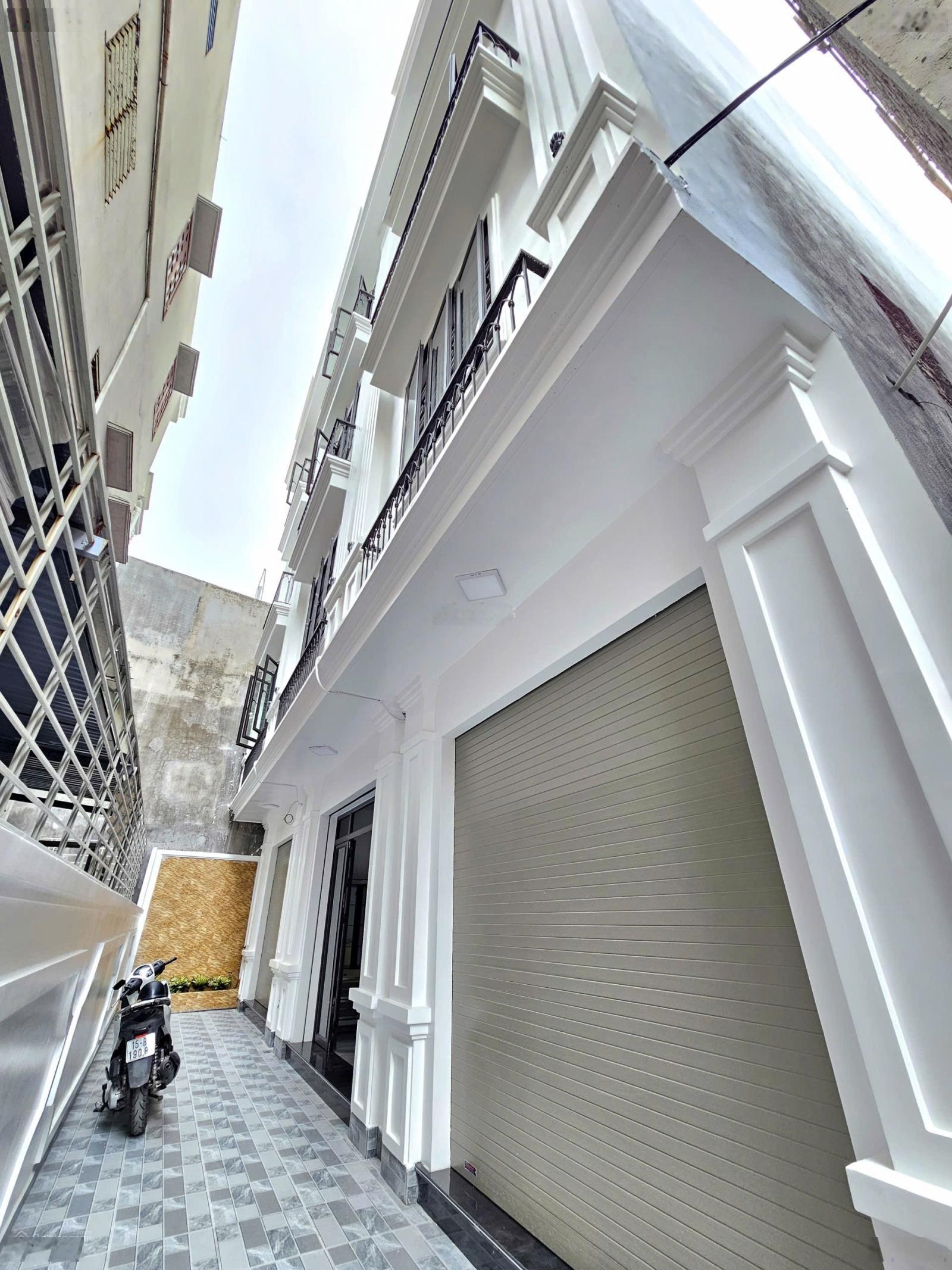 Nhà 4 tầng xây mới đẹp phố Lạch Tray, ngõ nông, oto gần nhà