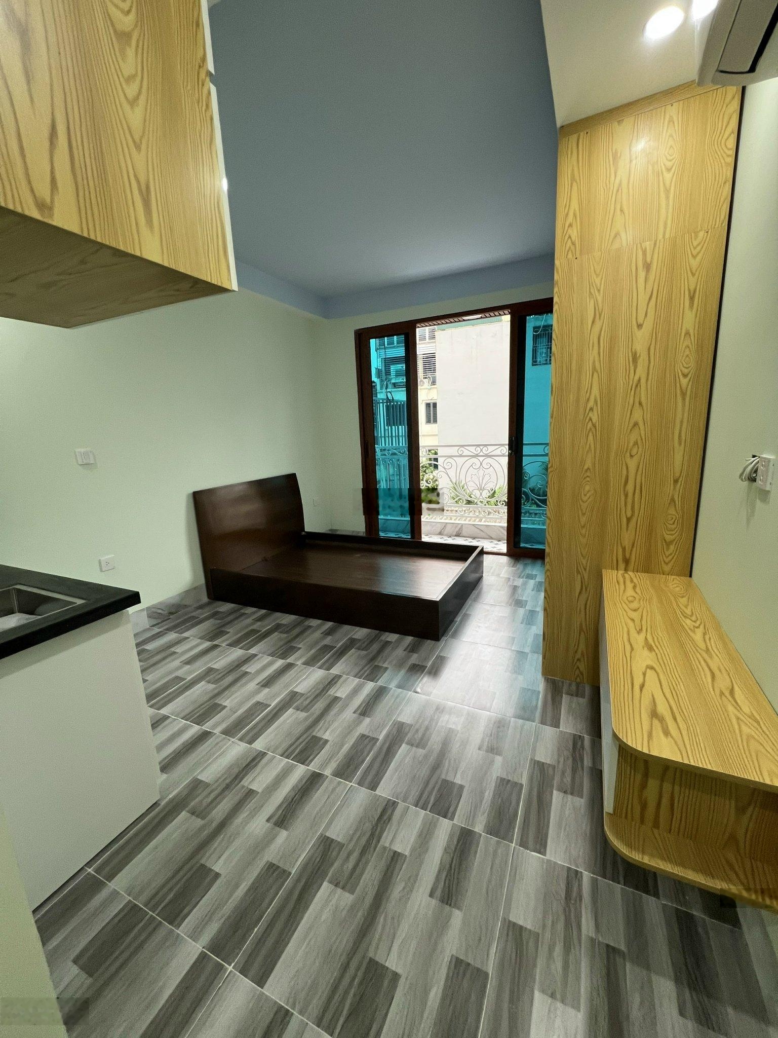 Bán nhà Minh Khai - ô tô đỗ cổng 62m2 mới xây 6 tầng - giá 8.5 tỷ