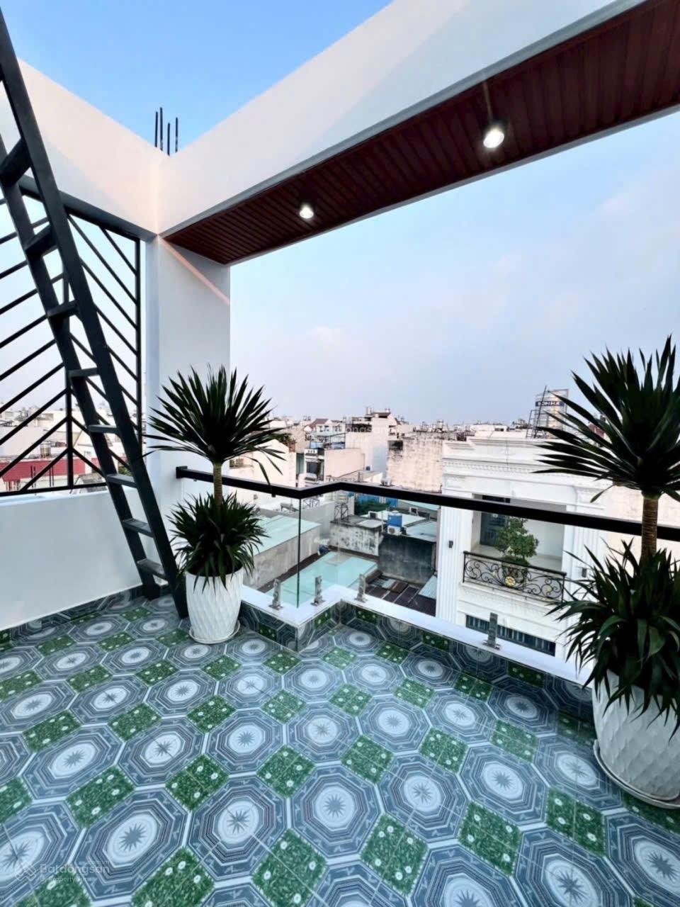 Bán nhà riêng - 1 căn ra mt đường chợ lớn p11 q6- 70m - chỉ 8,3 tỷ