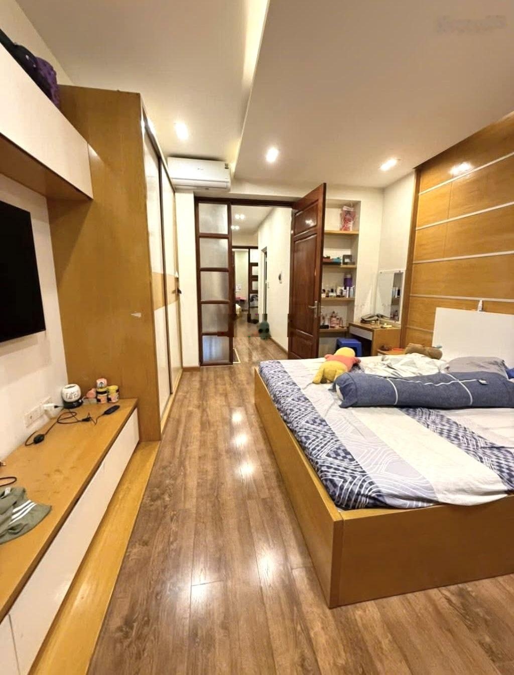 Quanh Minh Khai-Oto đỗ cổng,5 tầng,gần phố-46m-8 tỷ 48