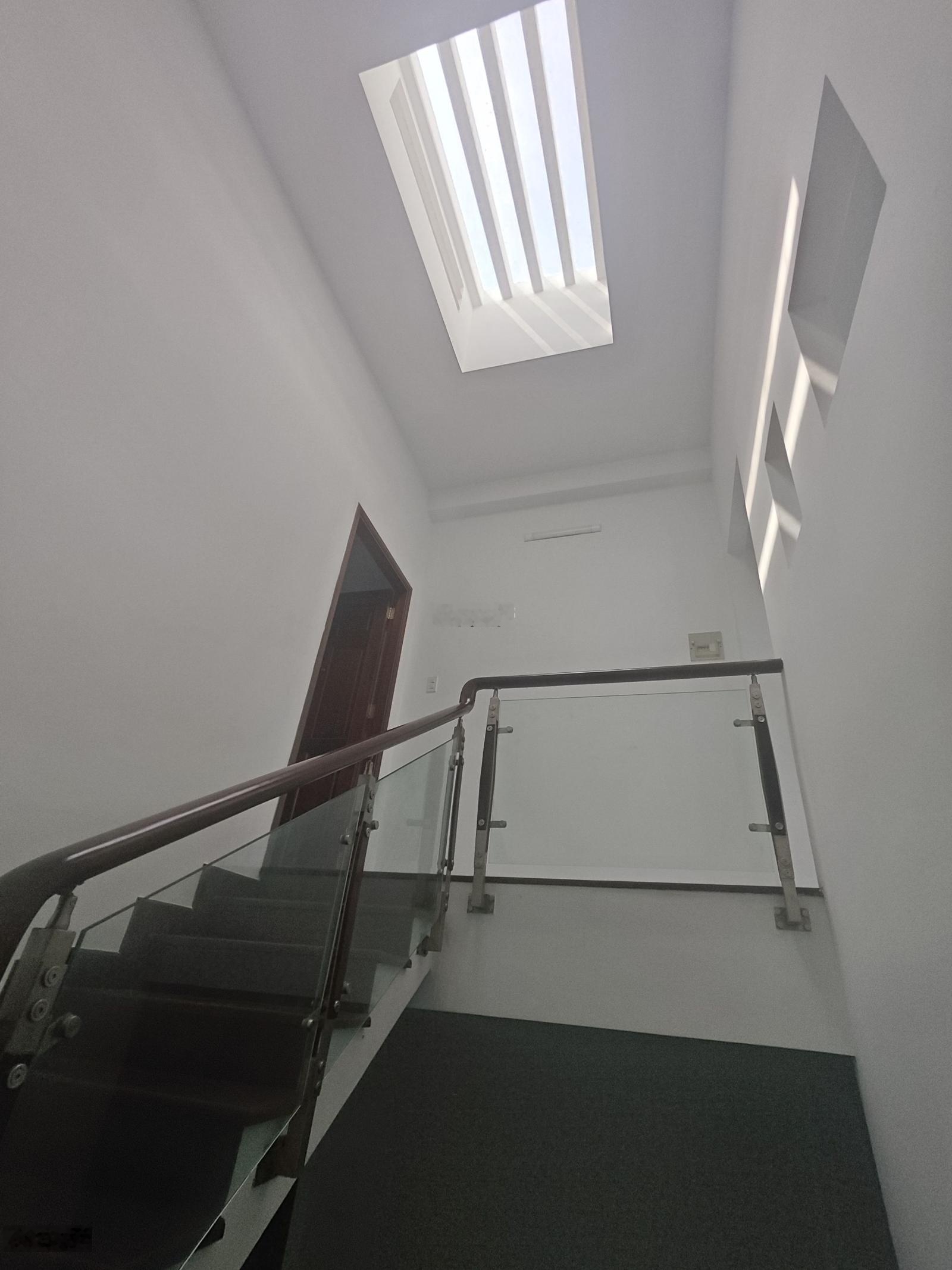 Bán nhà 5 tầng mặt tiền kinh doanh ngay chợ ông địa, lý thường kiệt, tân bình - 14,2 tỷ