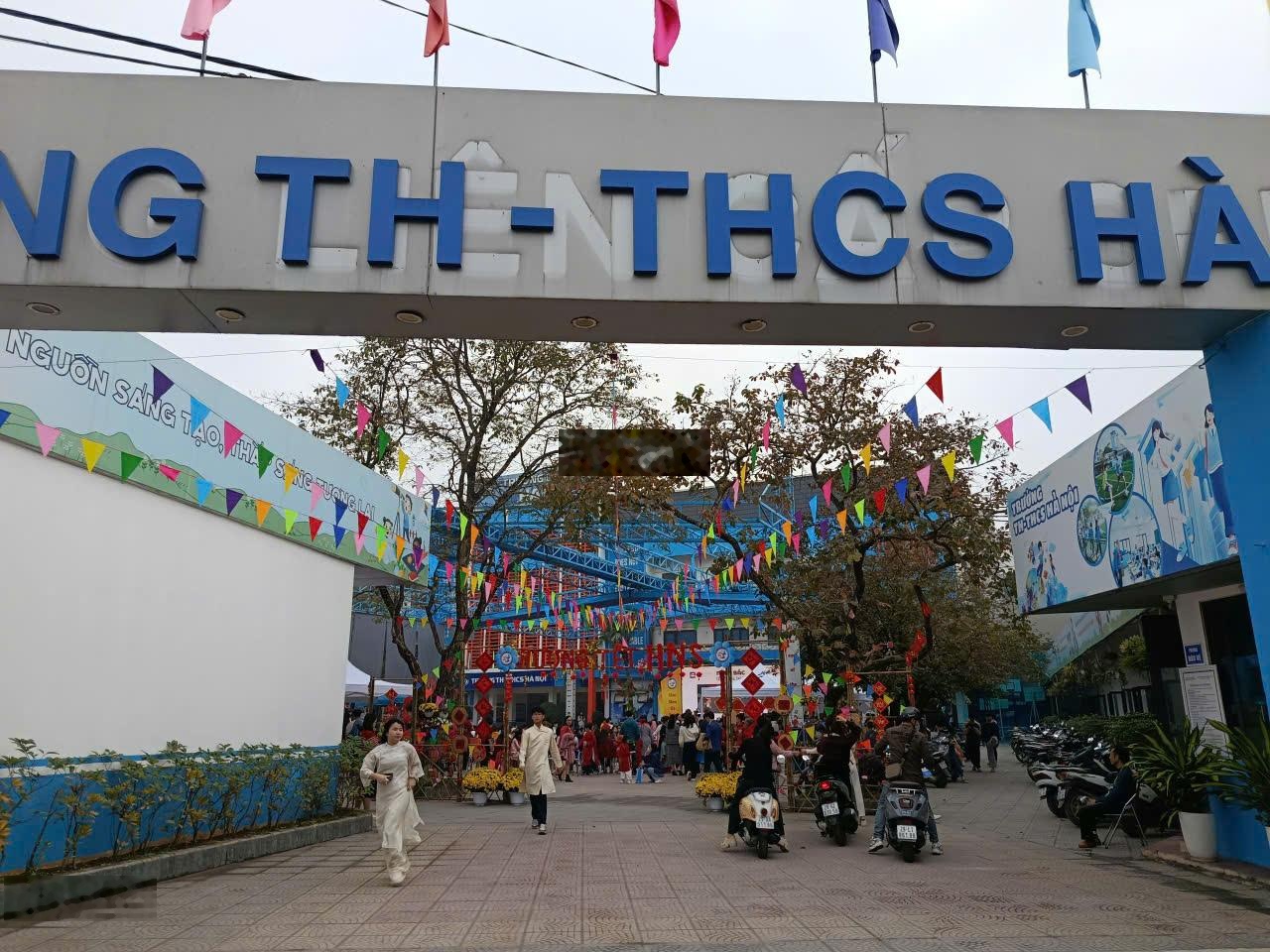 Chung cư cao cấp Nguyễn Trãi view hồ 96m2 mới đẹp Thanh Xuân dự kiến nhỉnh 12 tỷ