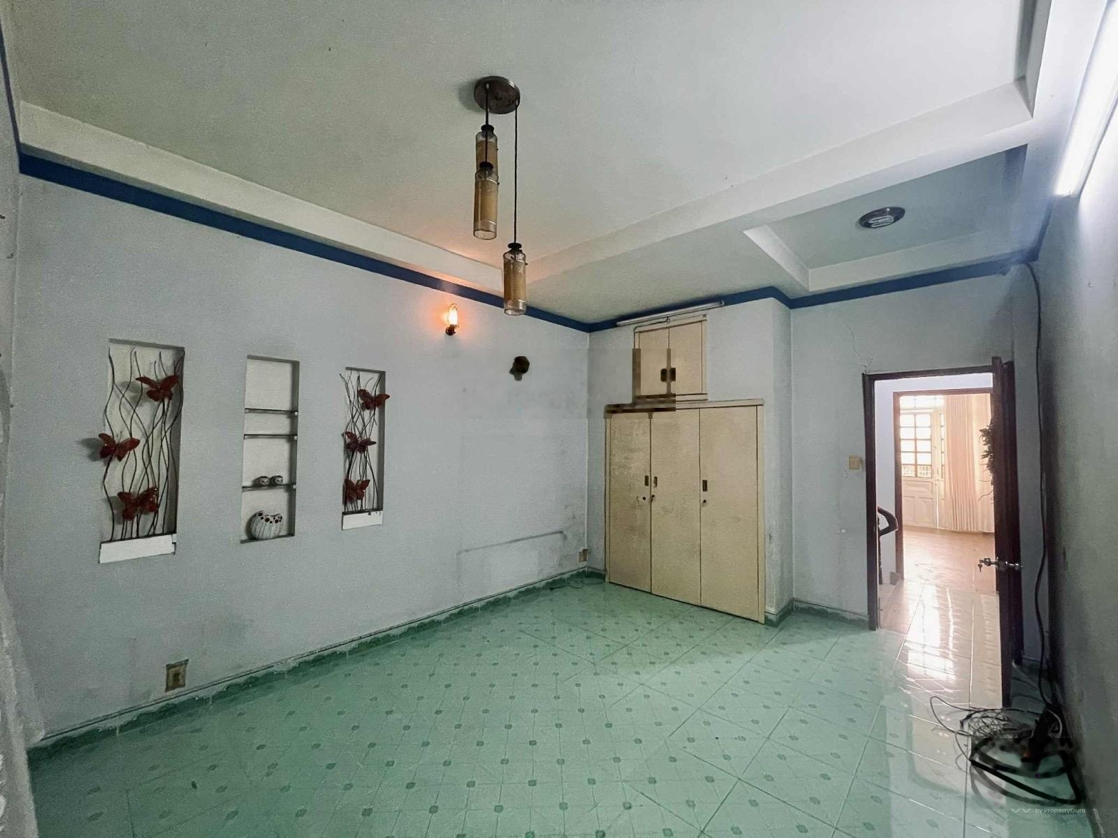 CMT8 - 2 Tầng - Diện Tích : 4m x 15m - Chỉ 6.5 Tỷ