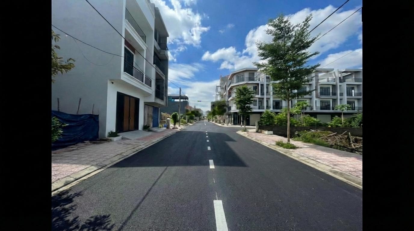 Bán gấp! Đất dịch vụ Xuân Mai giáp NOXH Kim Hoa - hơn 100m2 - mặt tiền 7m - giá chỉ hơn 30tr/m2