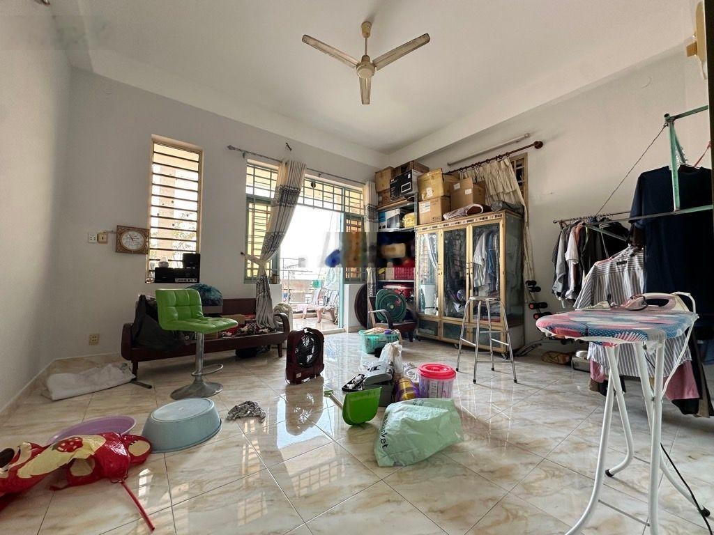 Phạm Thế Hiển, Phường 7, Quận 8- DT: 104m2 ( công nhận 99.6m ) | Ngang 5m, Dài 20m- KC 4 Tầng: