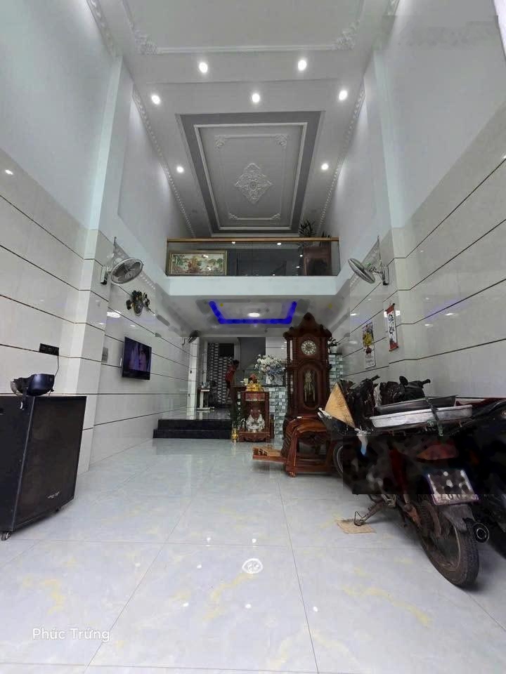 Bán nhà hẻm xe hơi đường chiến lược, P.bình trị đông A, Dt: 4,25x12m giá: 6.5 tỷ