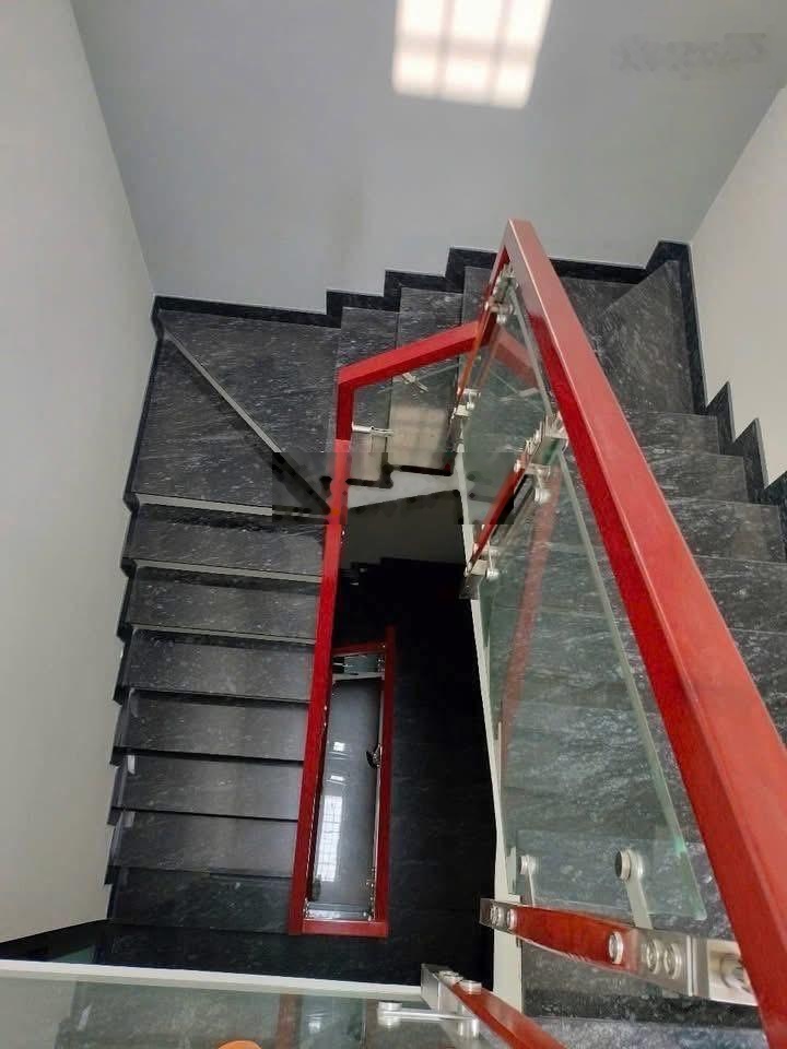 Hàng hiếm ngô chí quốc, bình chiểu nhà 3 tầng 60m giá 4,7 tỷ ,