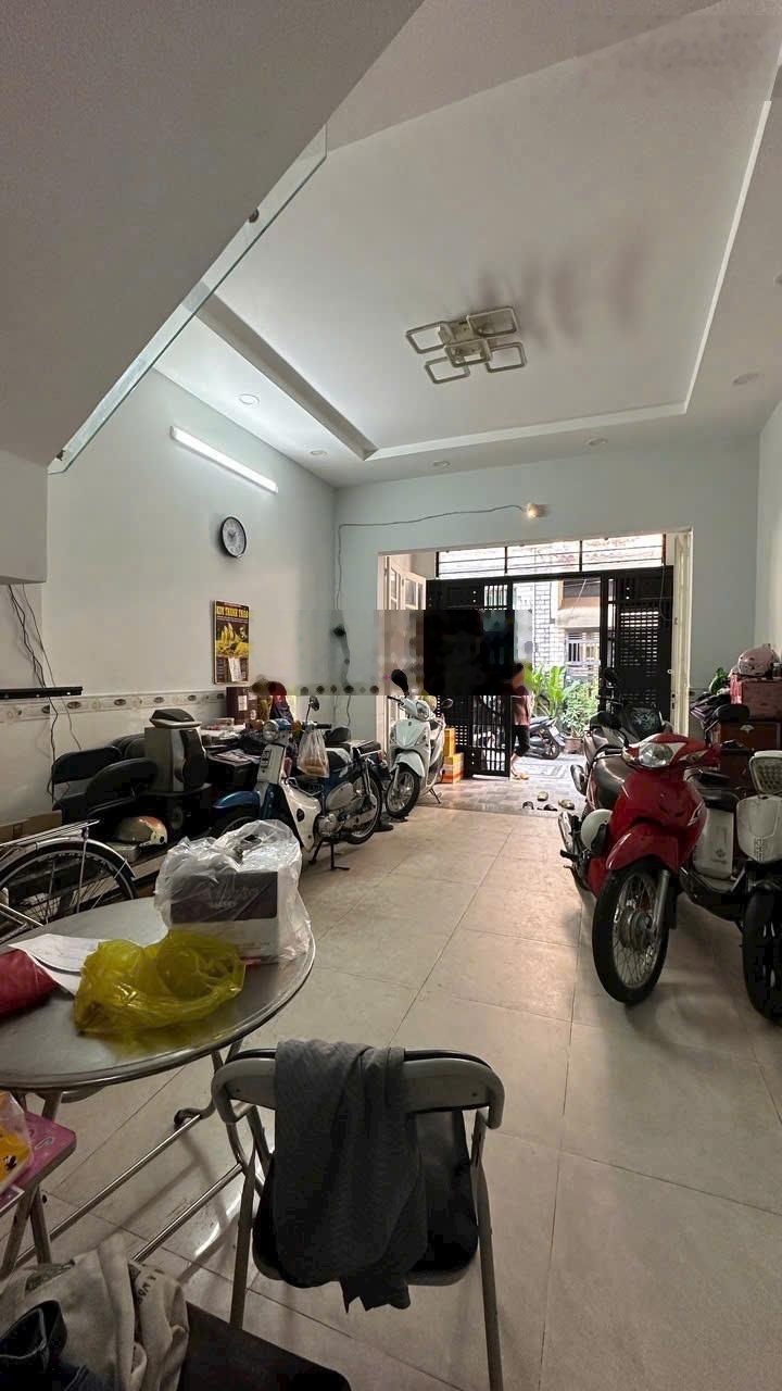 Bán nhà hẻm 115/ Lê Trọng Tấn, DT 4mx12m, 3 tầng kiên cố, Đối Diện Trường Công Thương