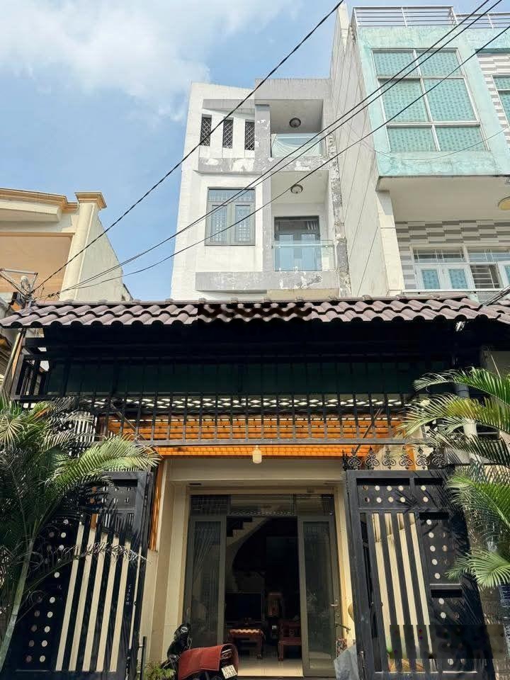 Bán gấp nhà Gò Vấp vị trí cực đẹp 1 trục hẻm xe hơi đường Quang Trung P8 Gò Vấp DT : 4 x 20m