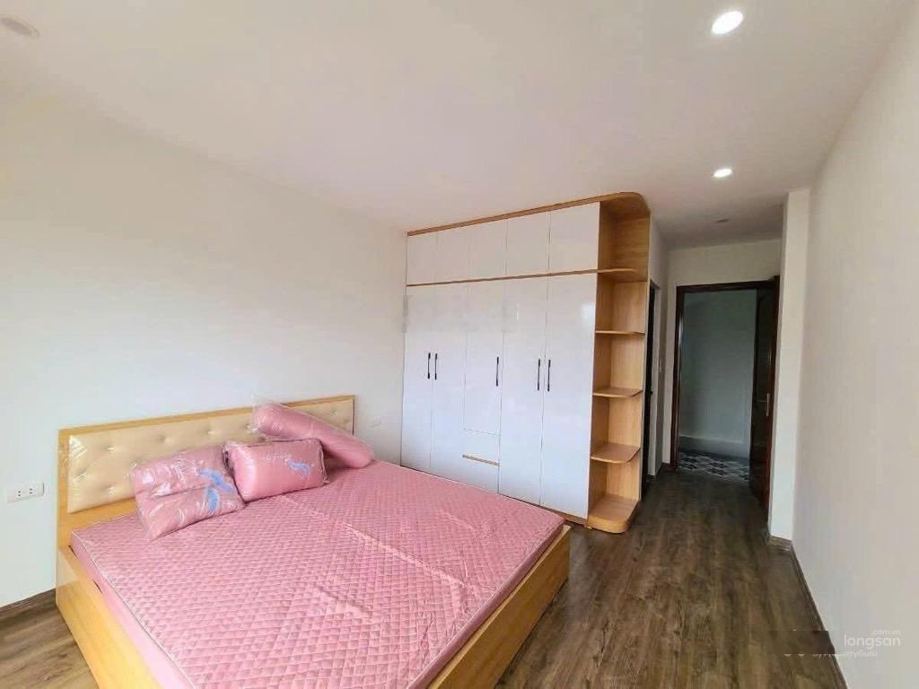 Ngõ thông, ô tô đỗ cổng, đàm quang trung 35m 5 tầng 6.x tỷ có thương lượng