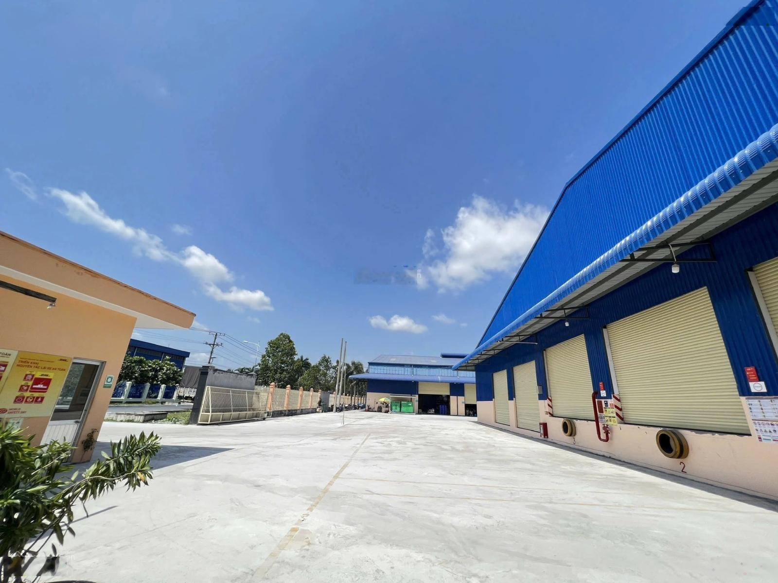 Cho thuê nhà kho 2600m2 kcn trà nóc cần thơ
