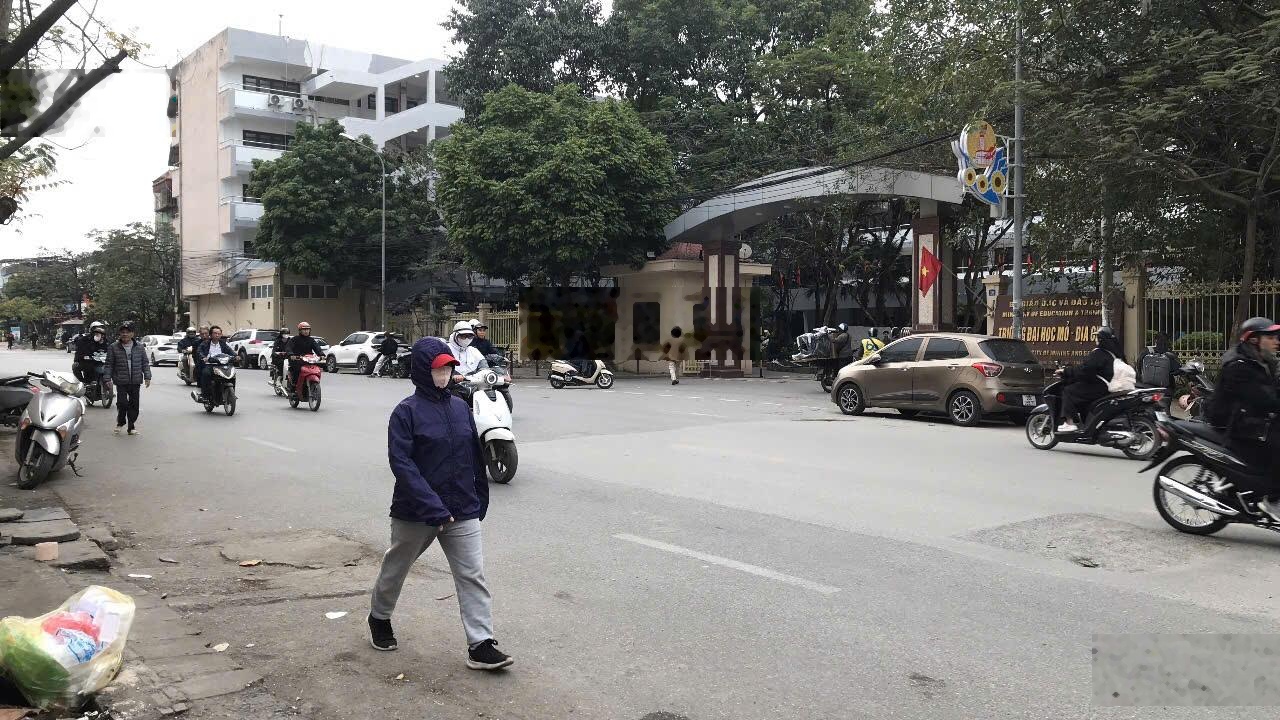 Bán nhà tập thể 29m- kèm 81m đất, phố Viên- ĐH Mỏ, sổ đỏ chính chủ, giá rẻ nhất HN, 5,45 tỷ cả lô