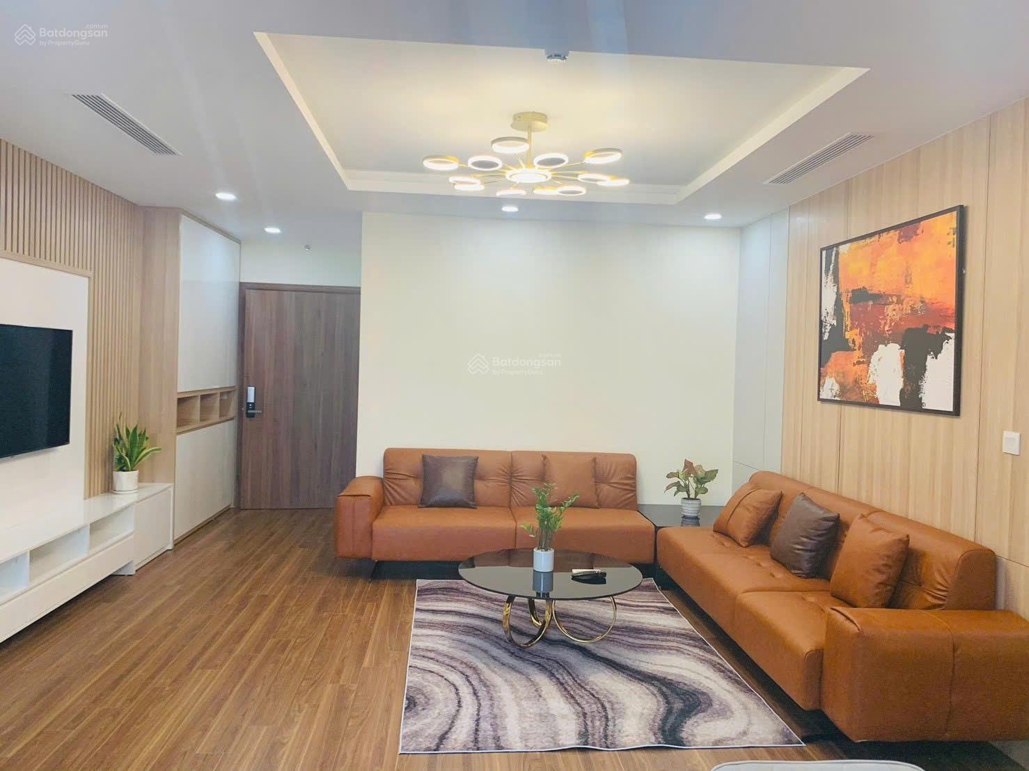 Chính chủ bán căn góc, 3PN 2VS, 125m2, full đồ tại Golden Park - giá bán thoả thuận.