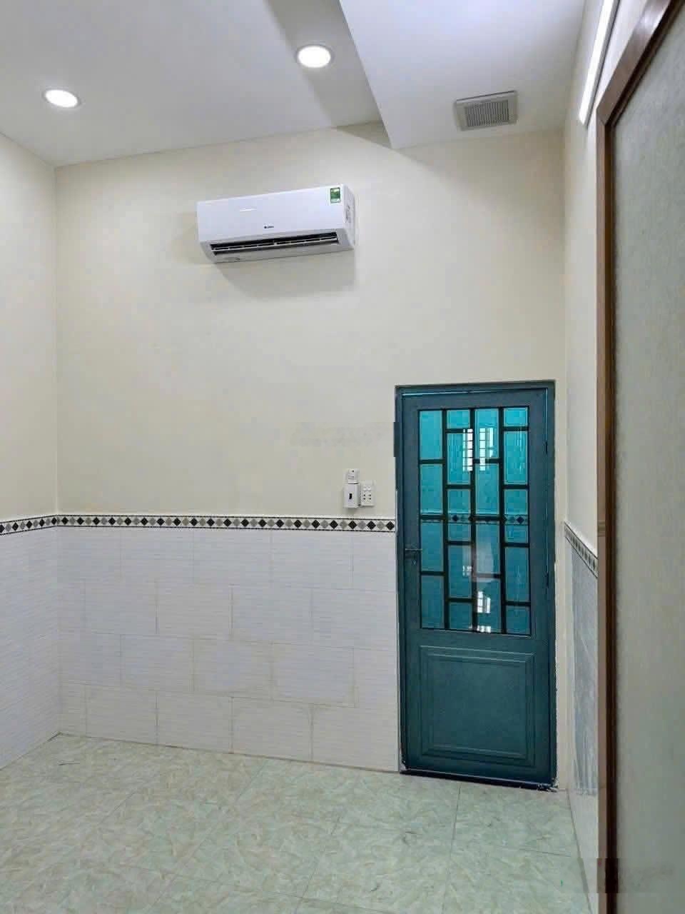 * Hẻm 4m Huỳnh Văn Chính & Kênh Tân Hóa _3 x 11m_ 2 Tấm "2PN + 3WC"