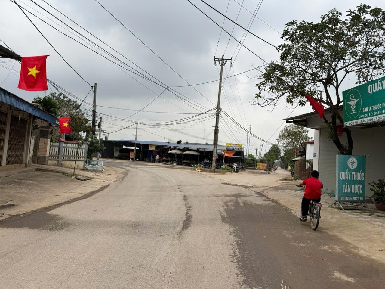 Đất giá công nhân 7,5tr/m² sổ đỏ riêng mua là ở ngay