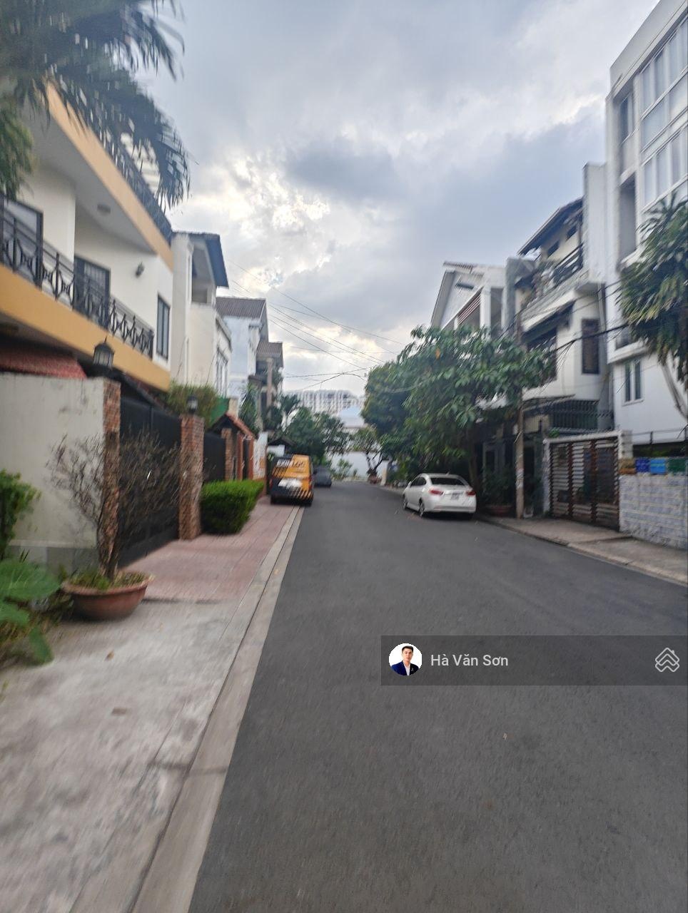 Đất bên sông Hiệp Bình Chánh, sau lưng Gigamall, 8x15m, Hướng Đông Nam, vuông vức, full thổ