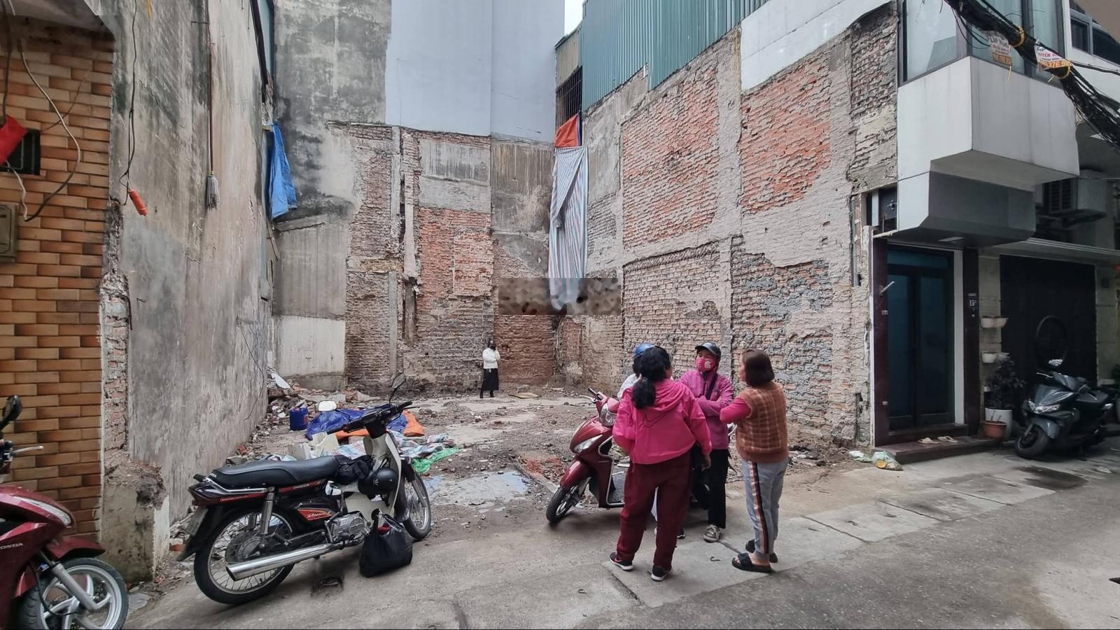 Bán nhanh 80m2 Đất Minh Khai giá nhỉnh 21 tỷ