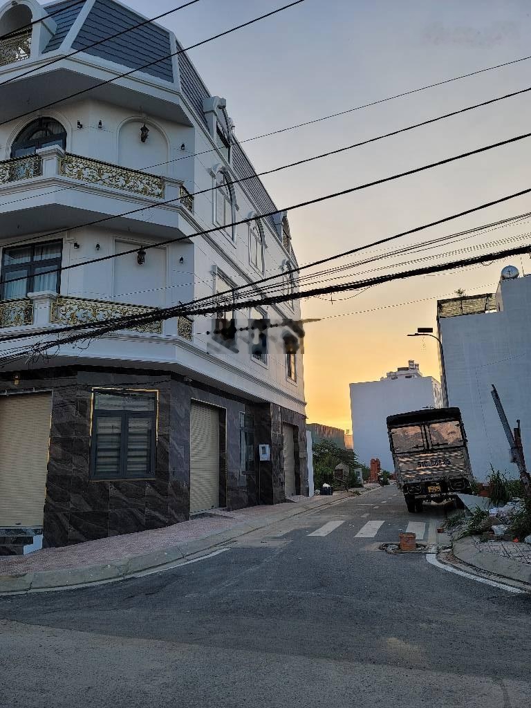 Đất khu phân lô, hẻm 8m có lề, xây được 5 tầng, 83m2 (4 x 19 ) nở hậu L, HL2 nối dài Tây Lân B-Tân